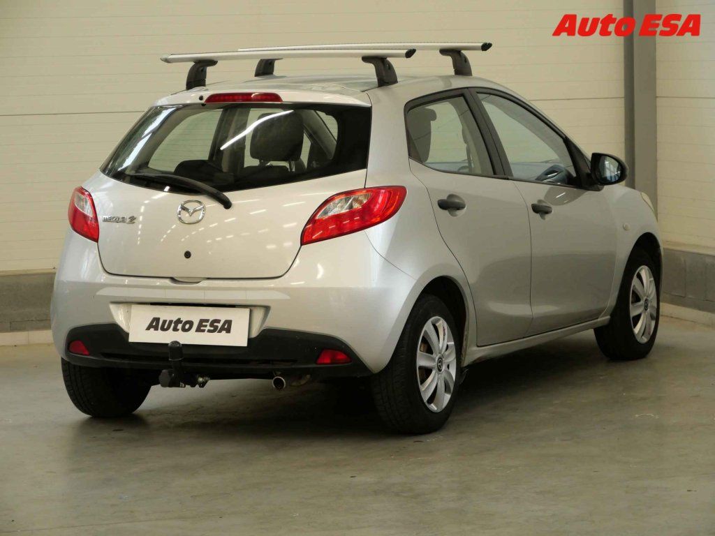 Mazda 2, 1.3 i,ČR,AC - fotka 4