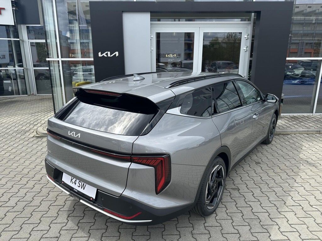 Kia K4, 1,6 T-GDi 7DCT 132 kW TOP - fotka 3