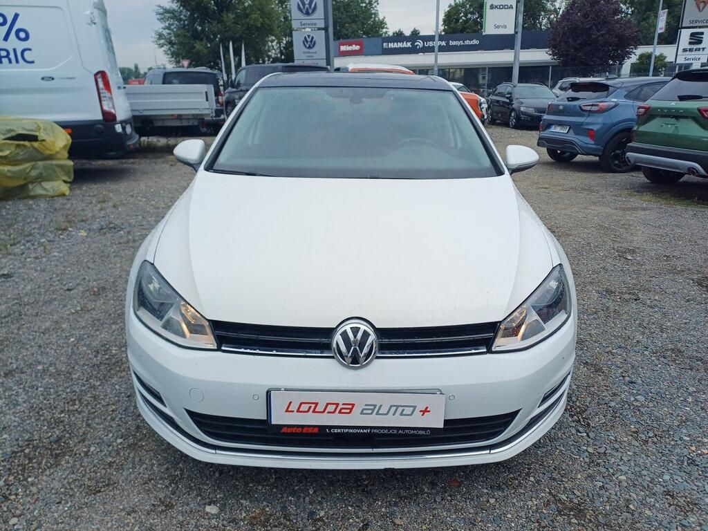 Volkswagen Golf, Highline 1.4 TSI 103 kW - fotka 4