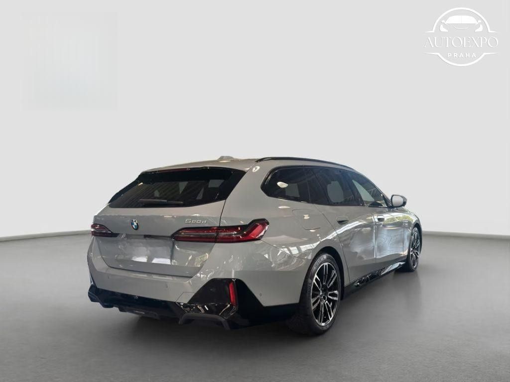 BMW Řada 5, 520d Touring M Sportpaket - fotka 5