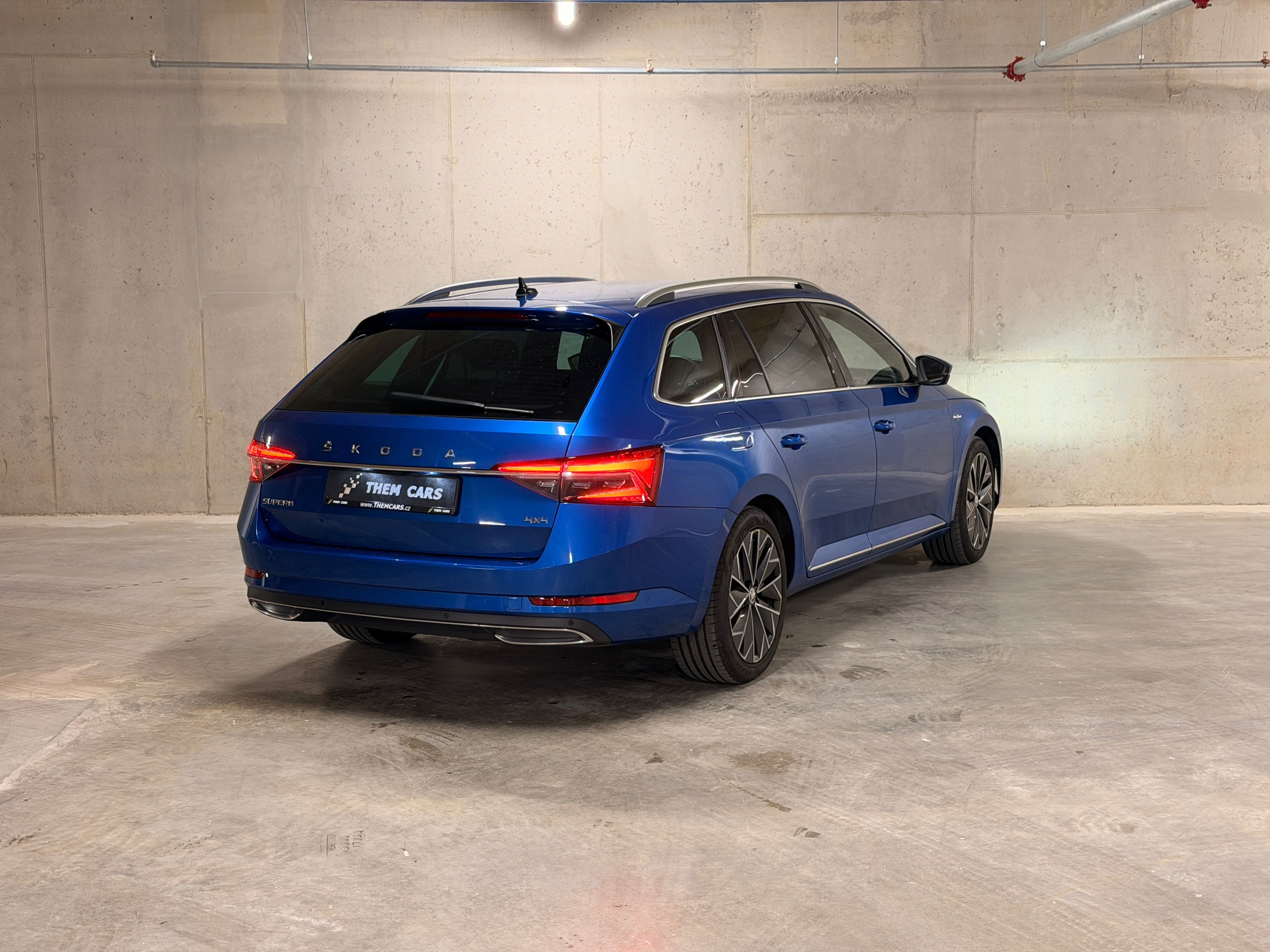 Škoda Superb, L&K 2.0 TDI 147 kW/4x4/BROWN - fotka 6