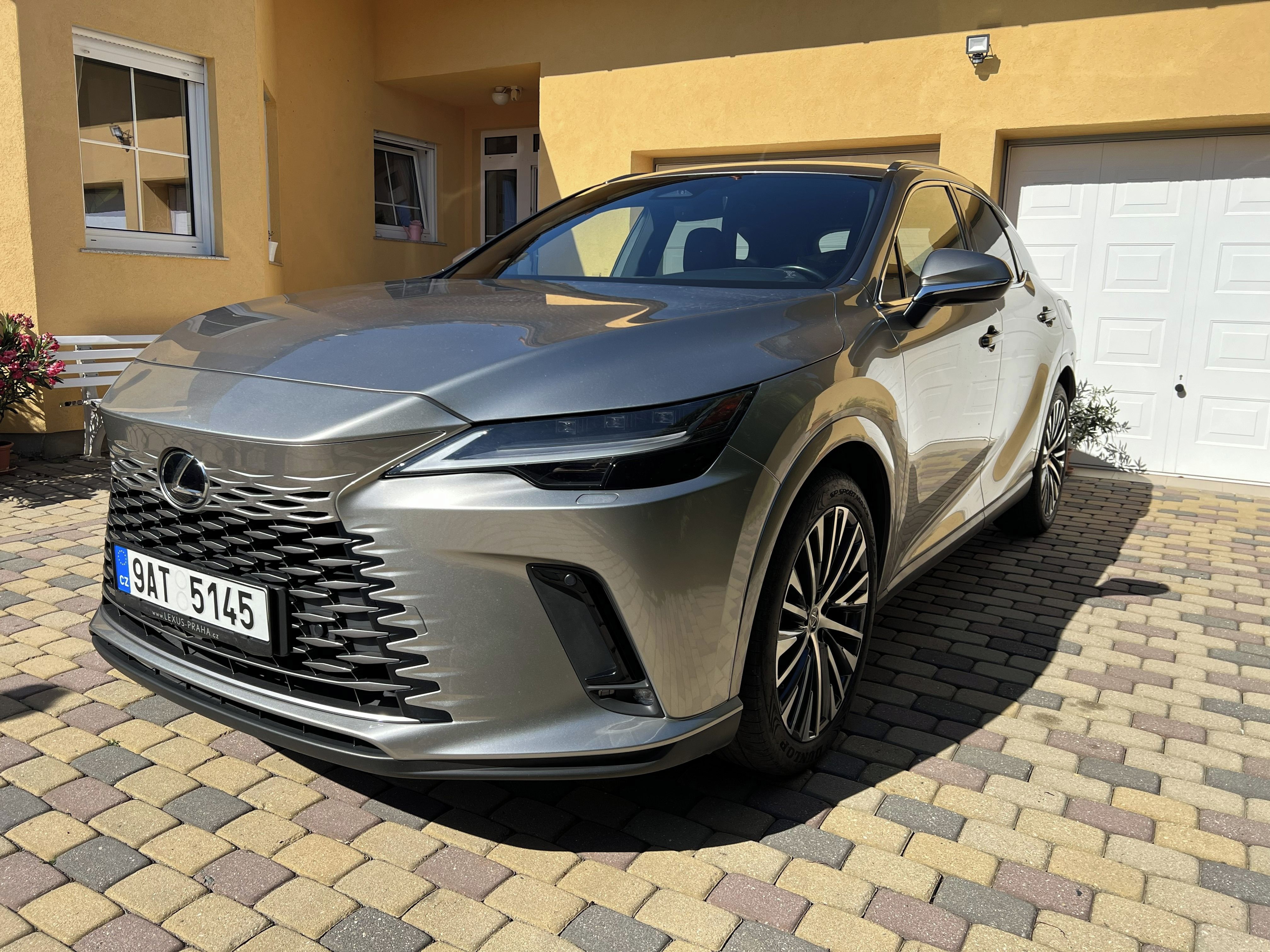 Lexus RX 350h, 2.5 HEV, 4x4, Executive,ČR,DPH - fotka 3