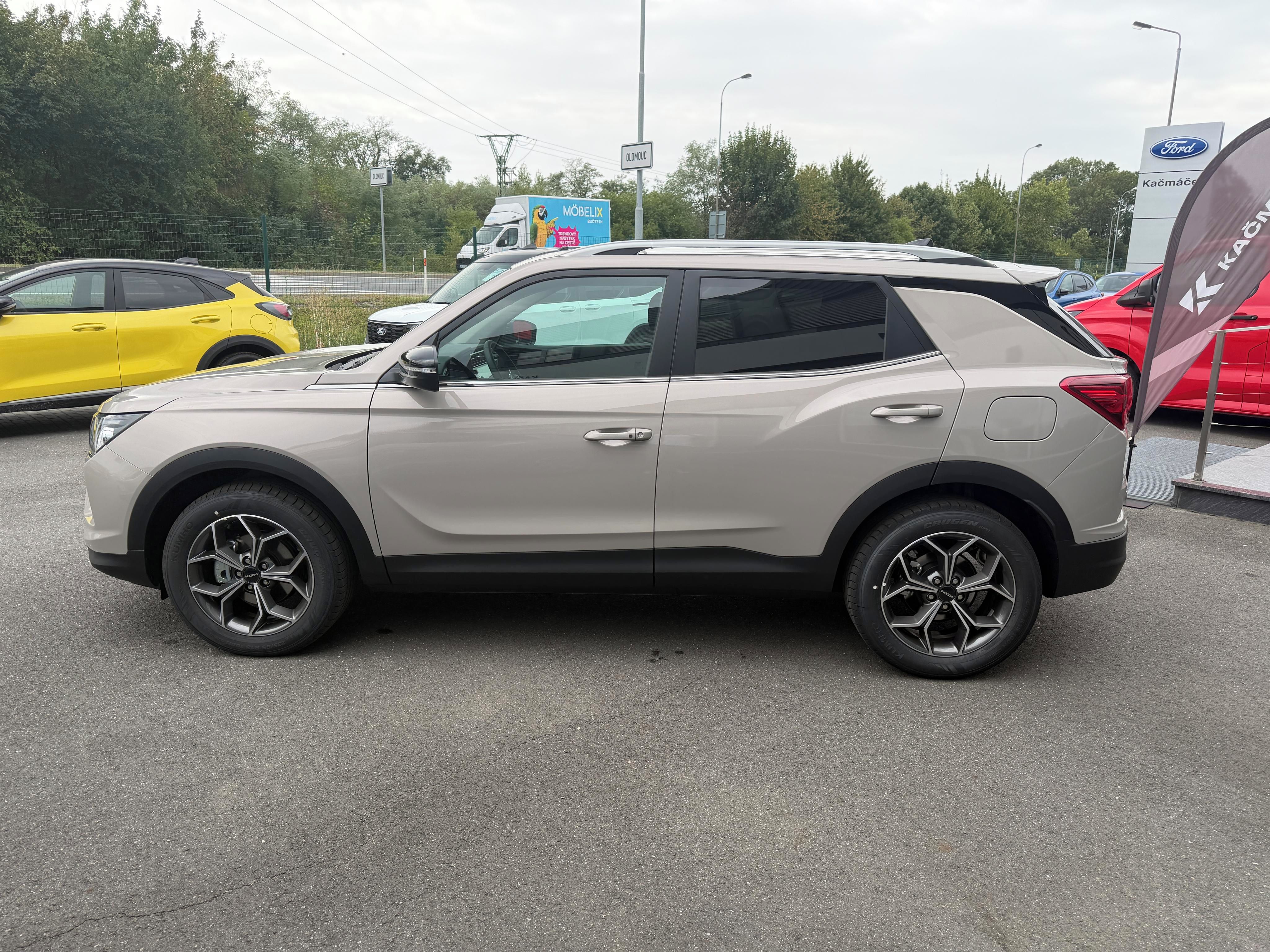 KGM Korando - fotka 6
