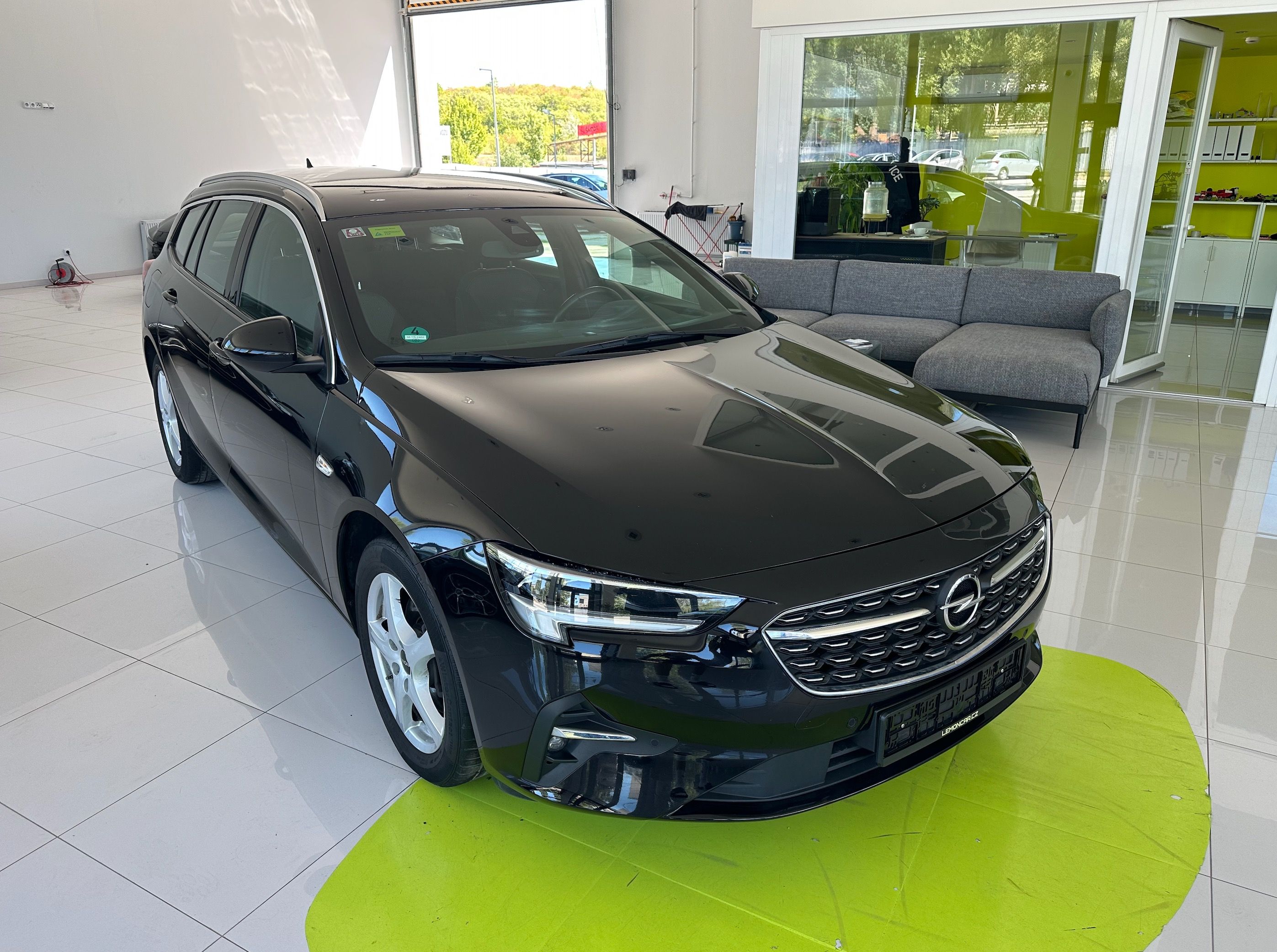 Opel Insignia, ST2.0Diesel 128kW TOP Stav - fotka 4