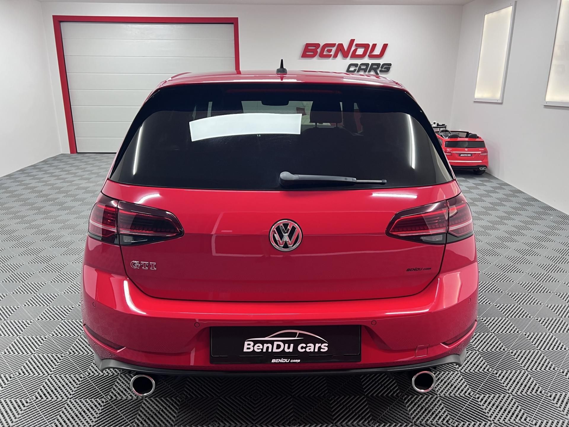 Volkswagen Golf, GTI Performance 180 kW - fotka 5