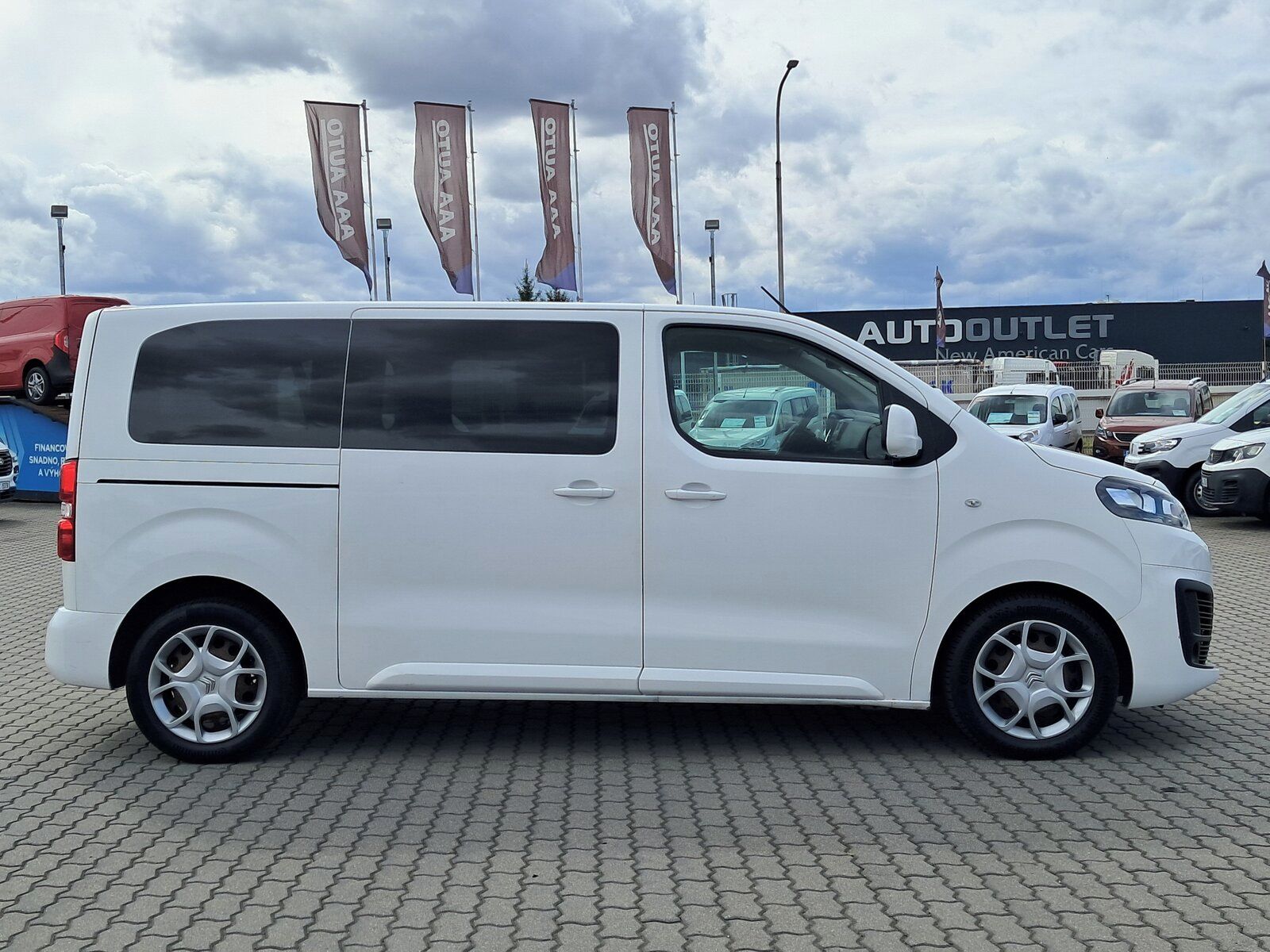 Citroën SpaceTourer, 2.0 BlueHDi, Klima, ČR, DPH - fotka 6