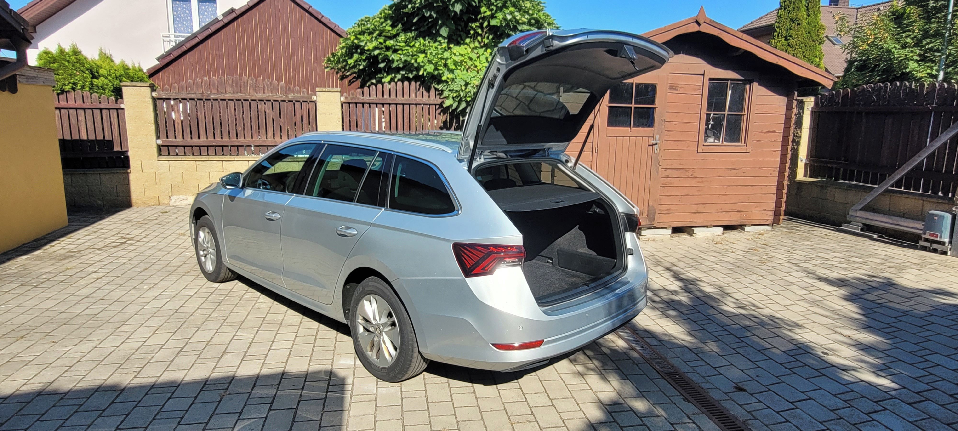 Škoda Octavia, 4 2,0TDi DSG VIRTUAL full led - fotka 6