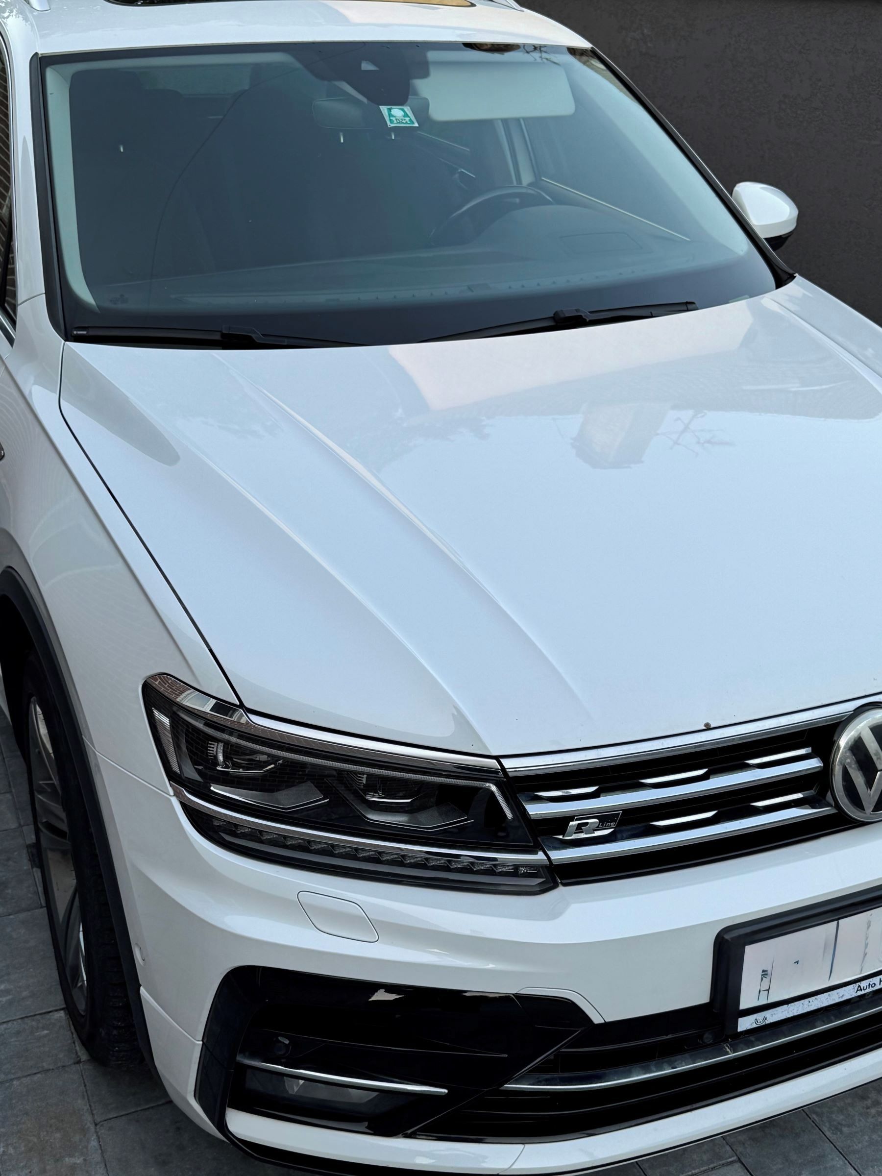 Volkswagen Tiguan, 2,0 TSi R-LINE - fotka 2