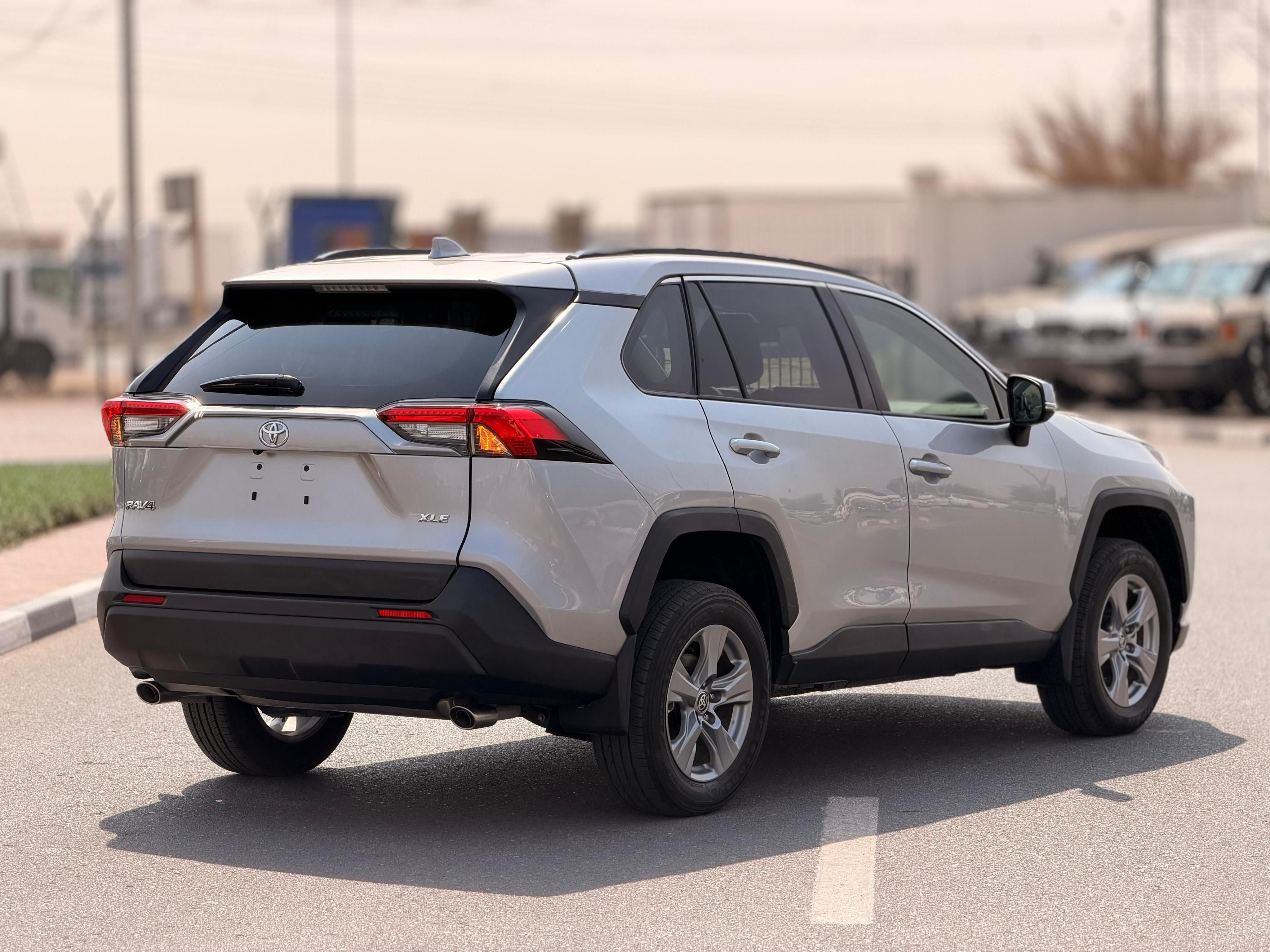 Toyota Rav4, Hybrid - fotka 2