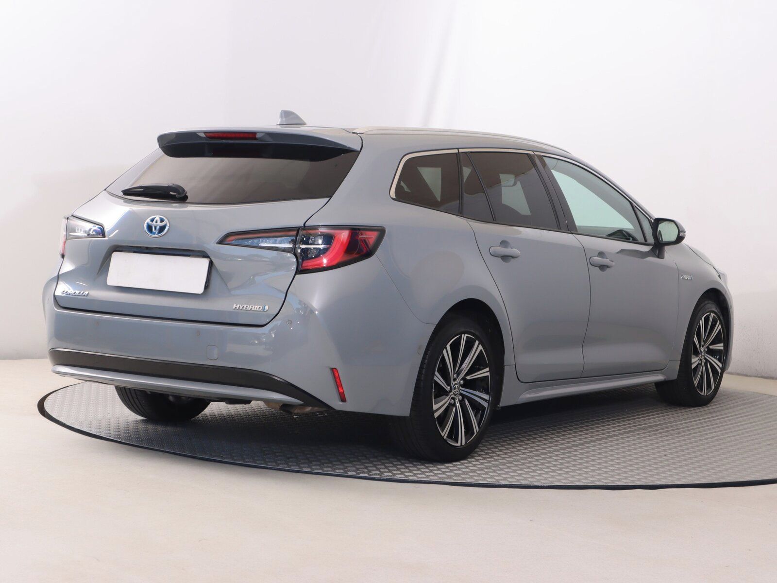 Toyota Corolla, 1.8 Hybrid, Comfort, Automat - fotka 5