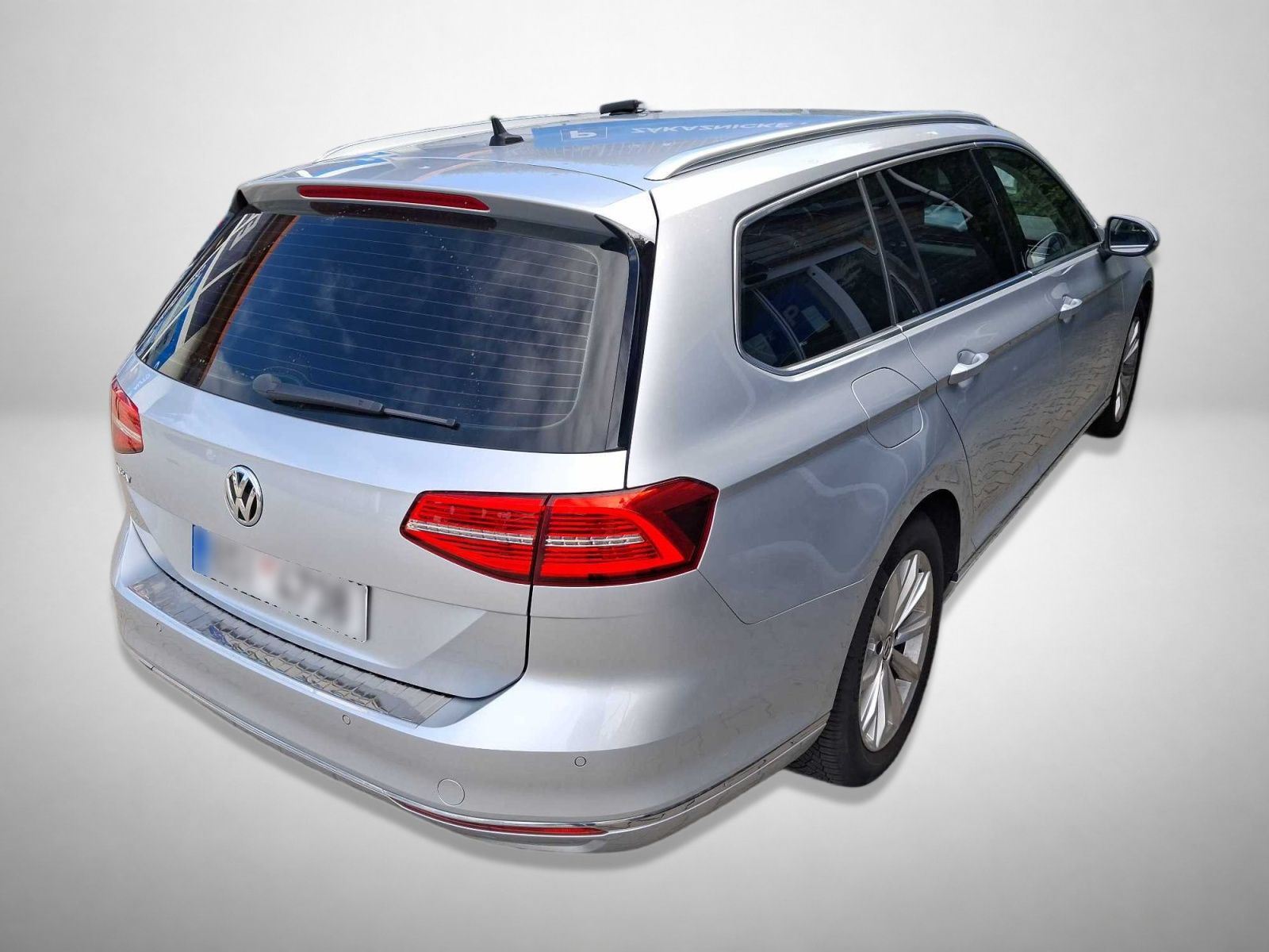 Volkswagen Passat, 2.0 TDI, Highline, Automat - fotka 2