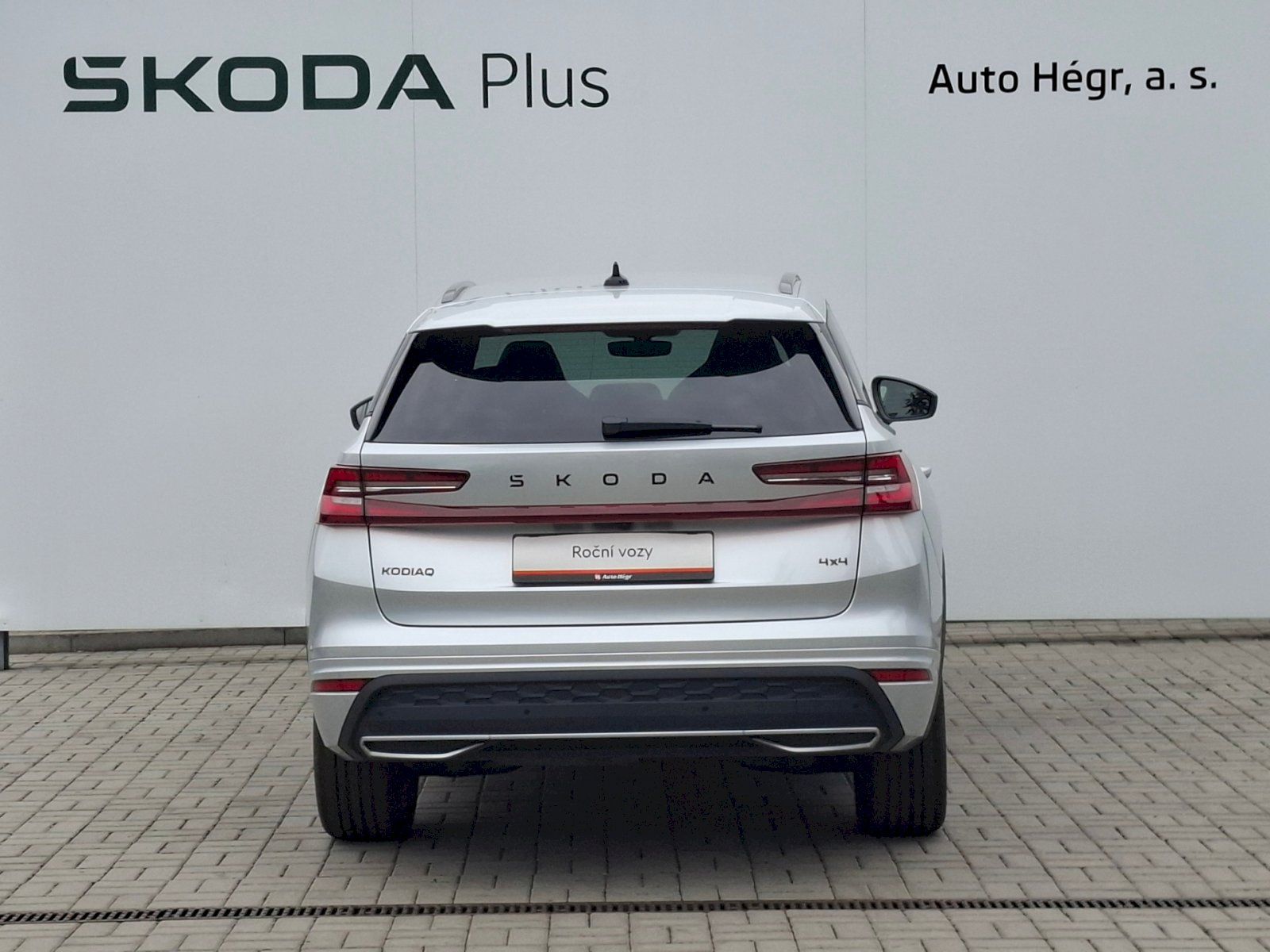 Škoda Kodiaq, 2.0 TDI 142 kW Sportline 4x4 D - fotka 6