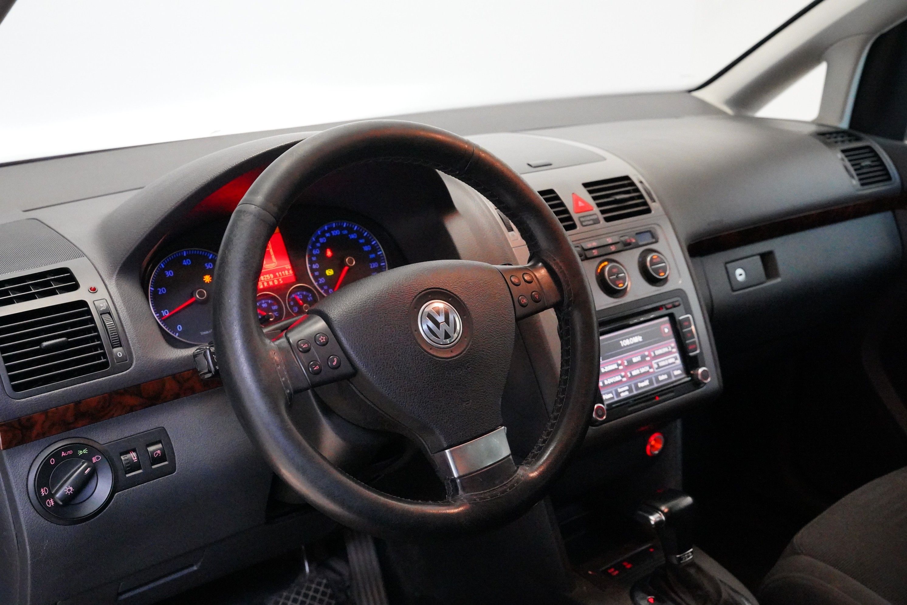 Volkswagen Touran, 1.4 TSI 125 kW DSG Highline - fotka 5
