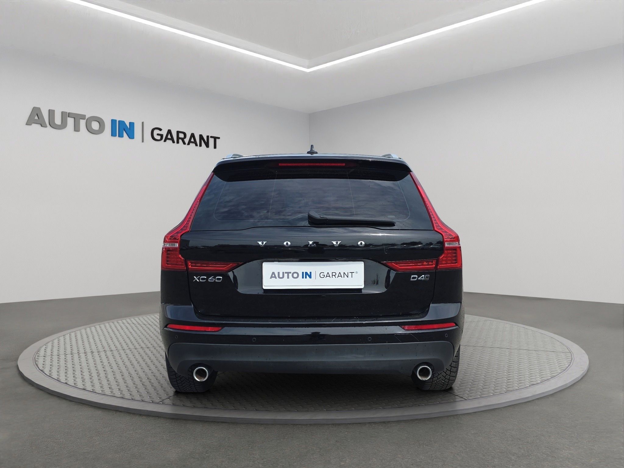 Volvo XC60, 2.0 D4 Drive-E A/T 140kW 4x4, - fotka 6