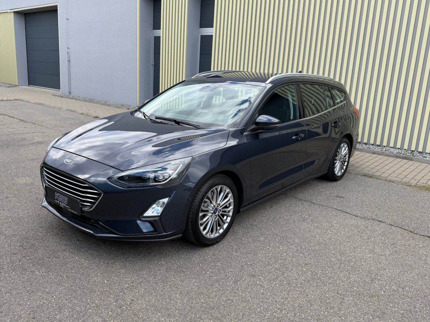 Ford Focus, Com. 1.5TDCi 88kW TITANIUM! Ta - fotka 2