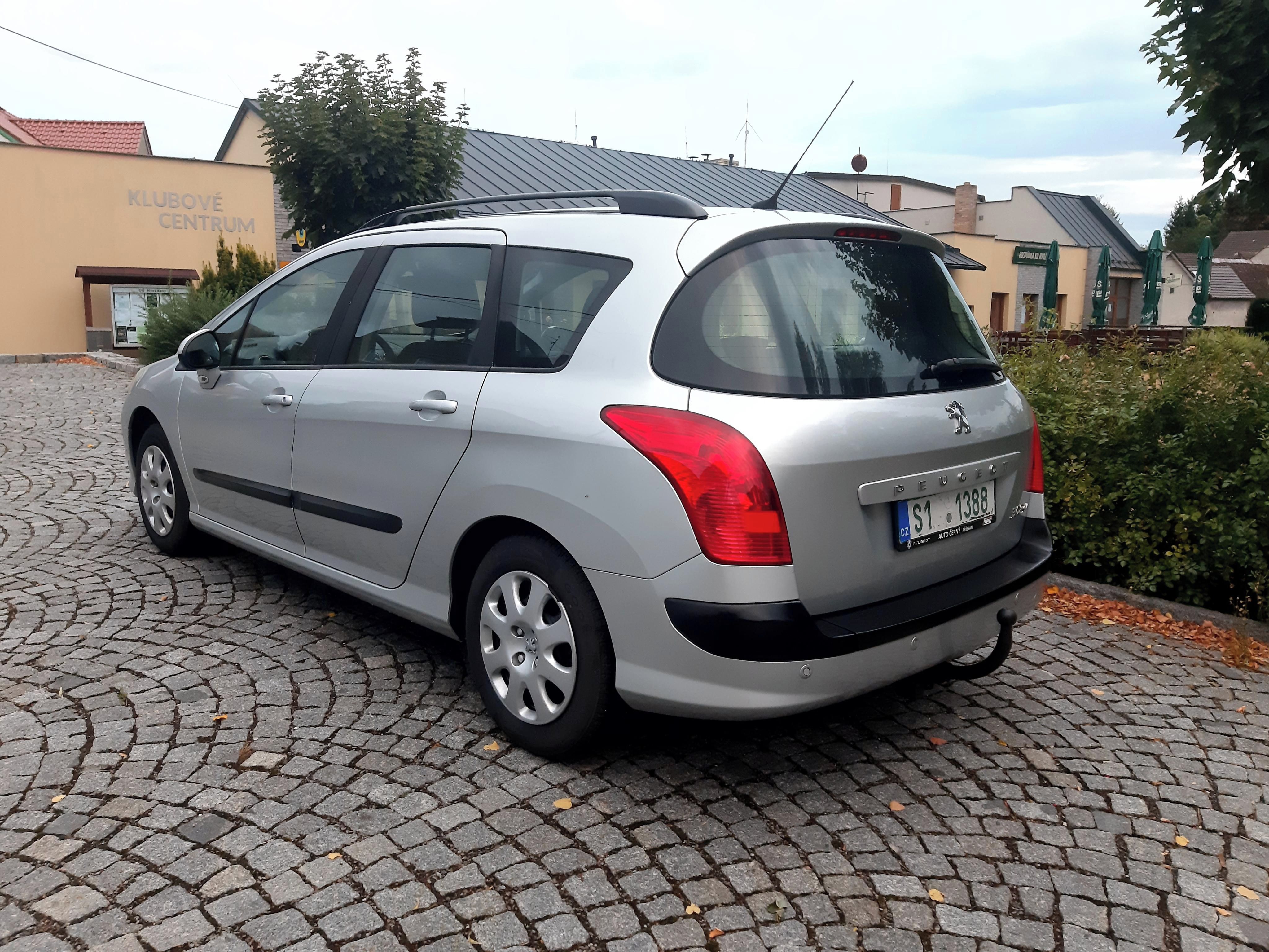 Peugeot 308, PEUGEOT 308 SW KOMBI 1,6HDI - fotka 3