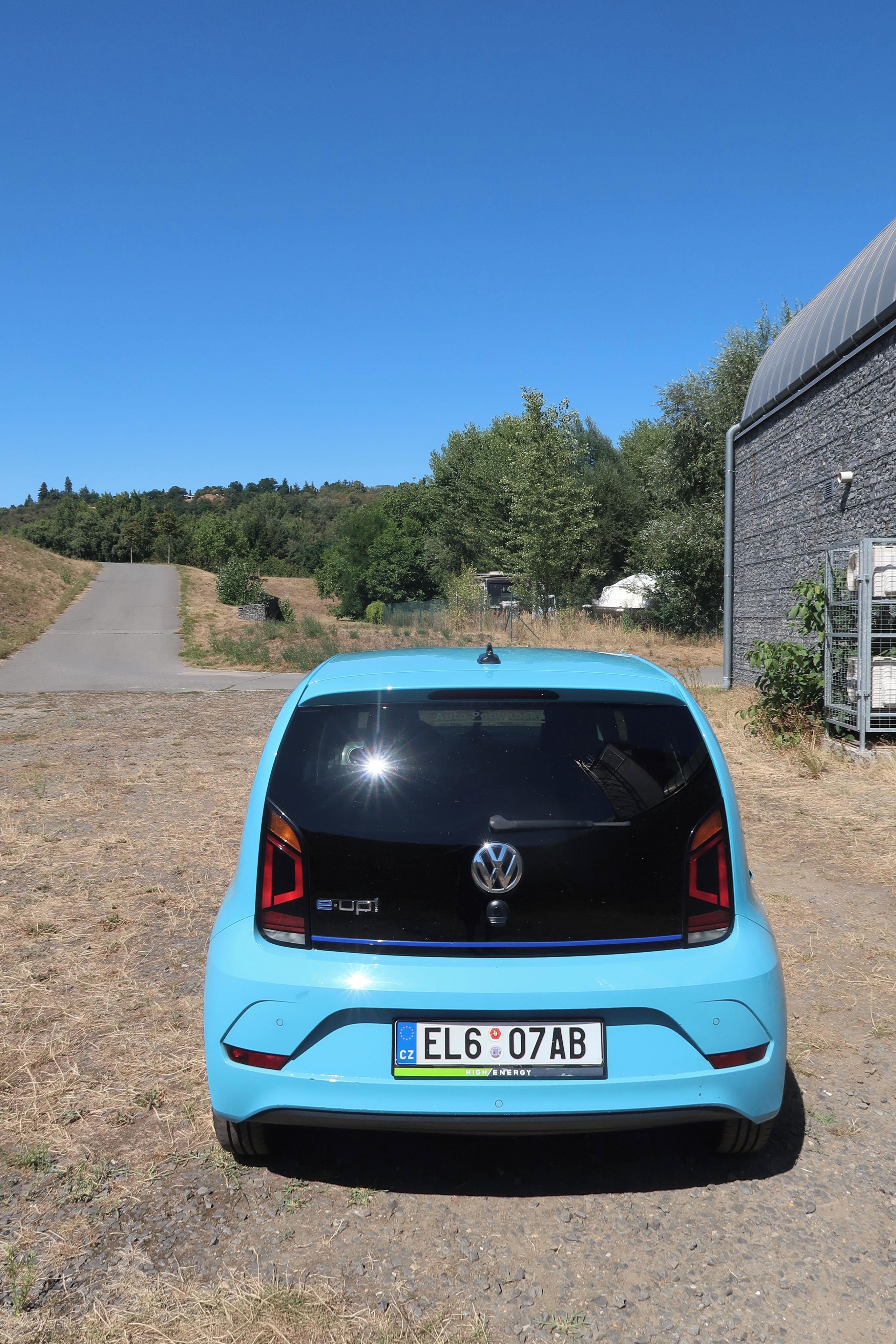 Volkswagen Up!, DPH, Nové v ČR - fotka 5