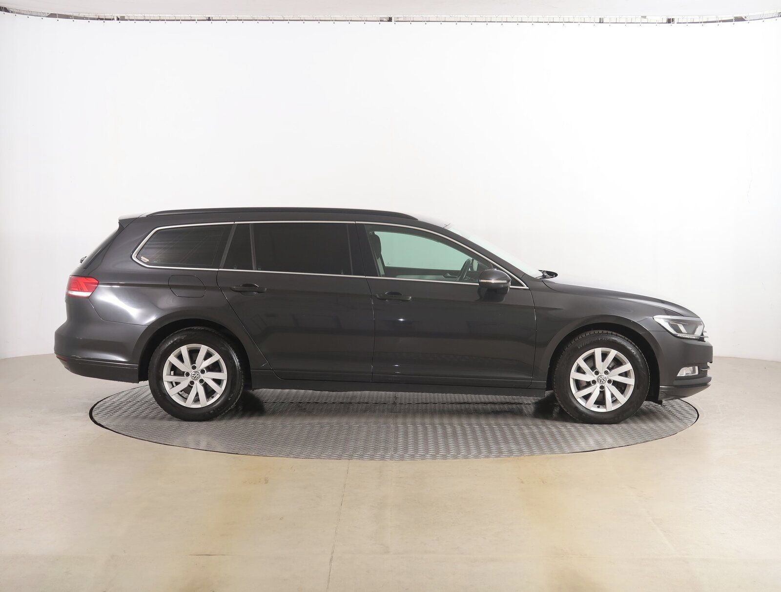Volkswagen Passat, 2.0 TDI, Automat, Serv.kniha - fotka 6