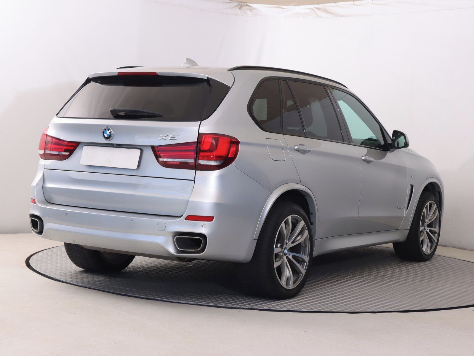 BMW X5, xDrive40d, M Paket, 4X4 - fotka 5