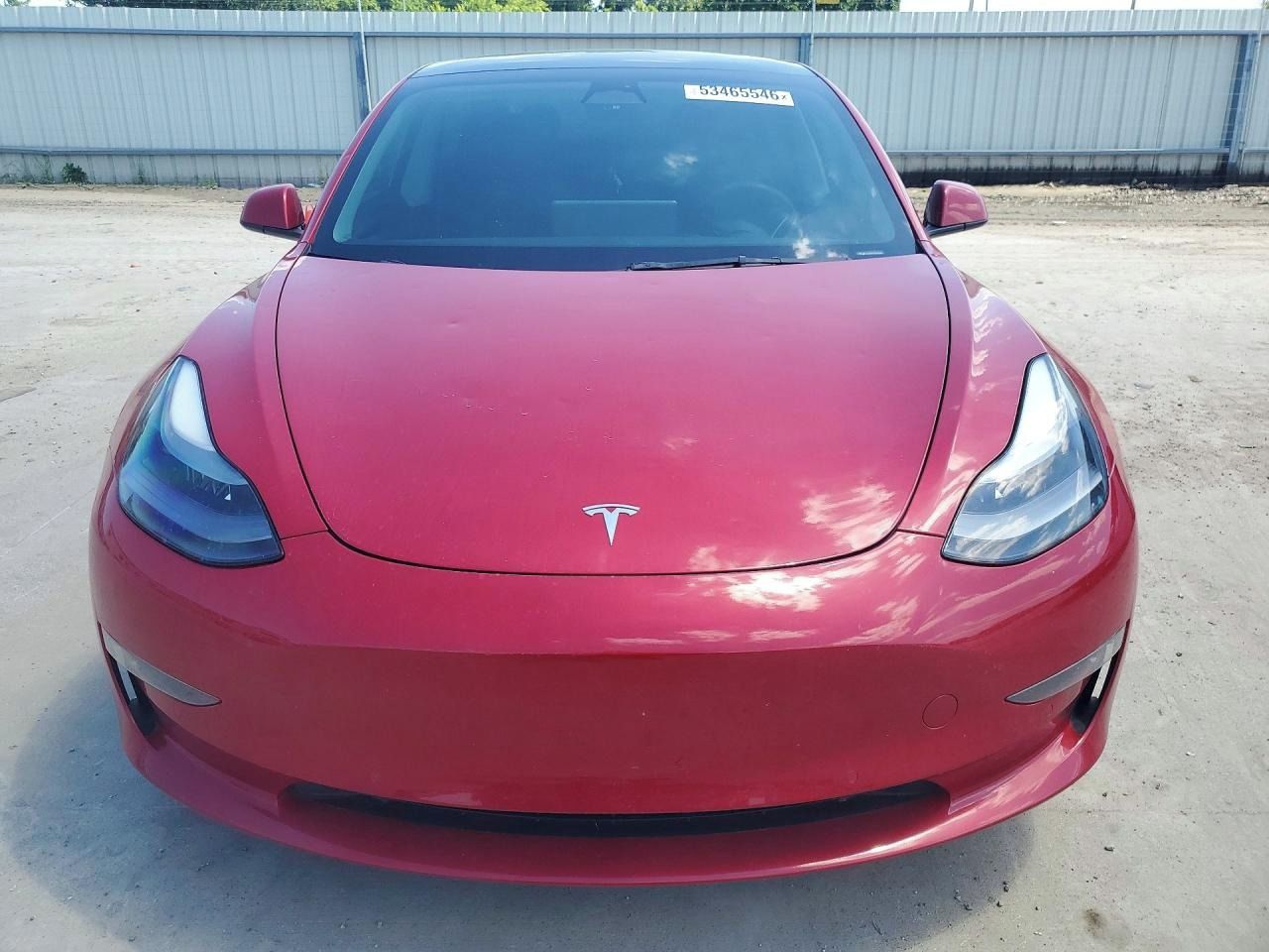 Tesla Model 3, Auto na cestě - fotka 5