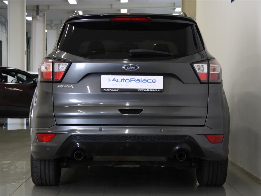 Ford Kuga, 2,0 EBlue 132kW AT AWD ST-Line - fotka 4