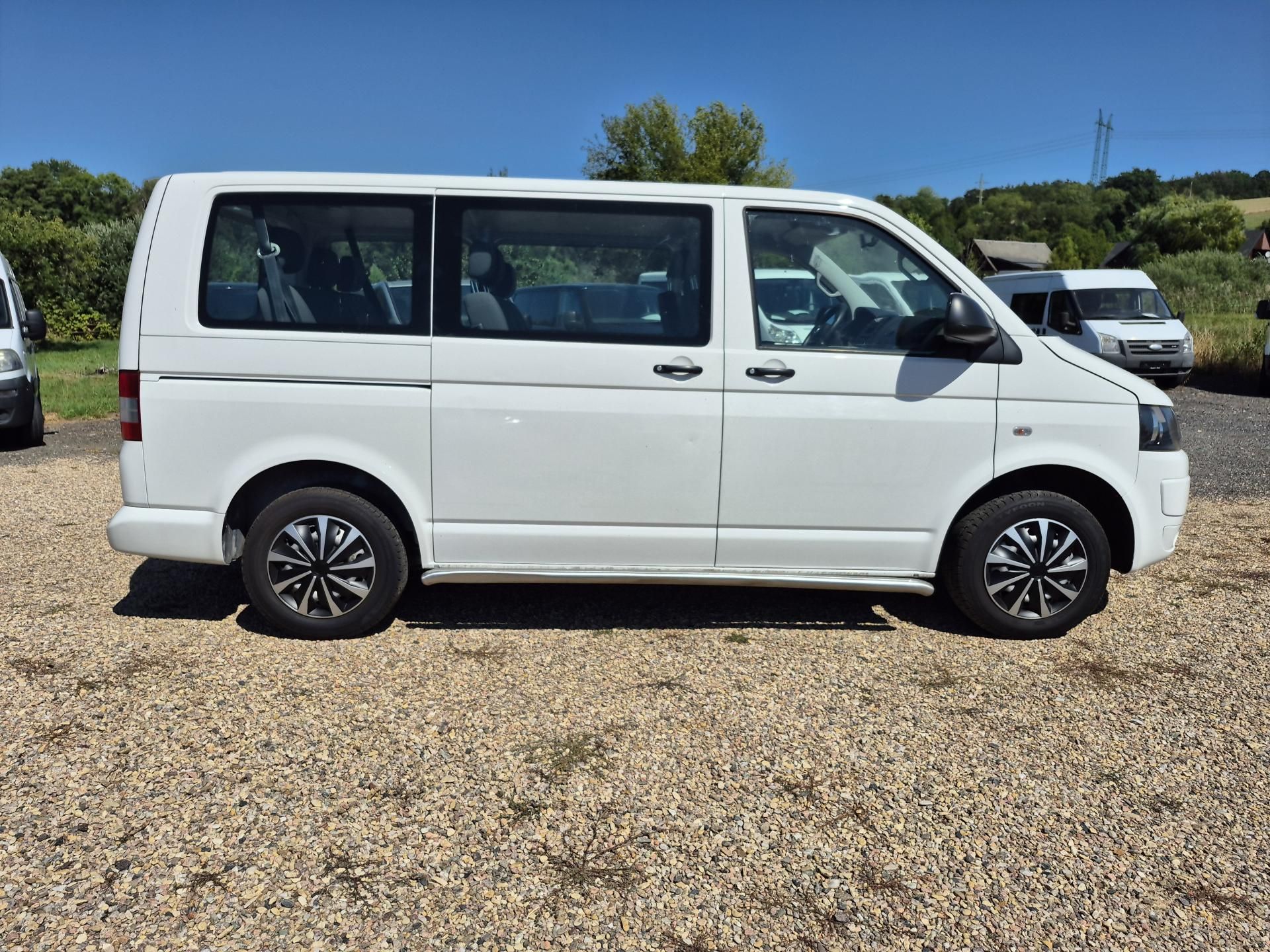 Volkswagen Transporter, 2.0Tdi 9Míst - fotka 2