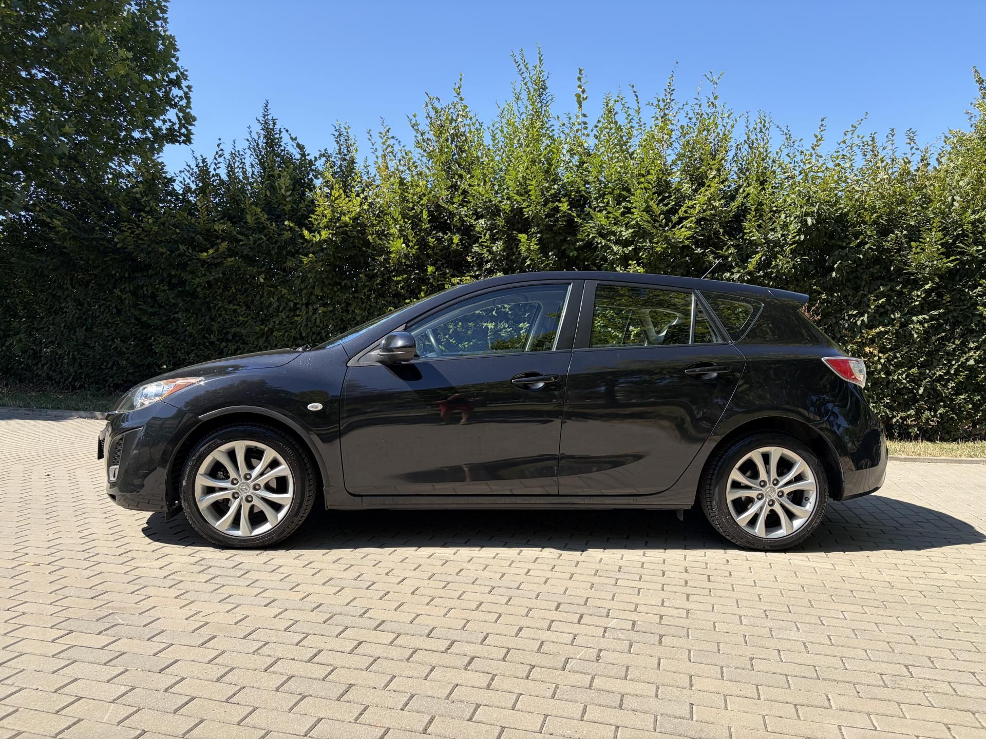 Mazda 3, 1.6 90th Anniversary - fotka 5