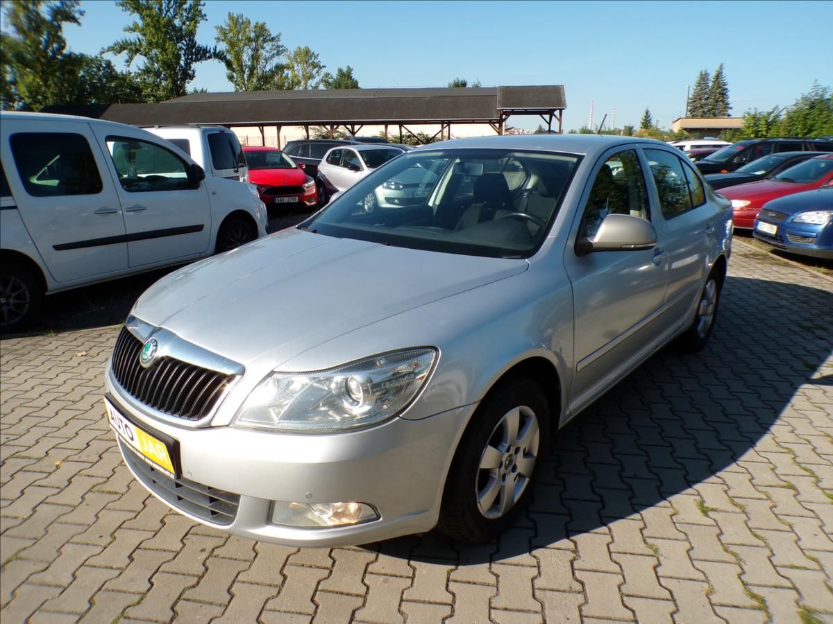 Škoda Octavia, 2,0 TDI-103KW  DSG - fotka 2