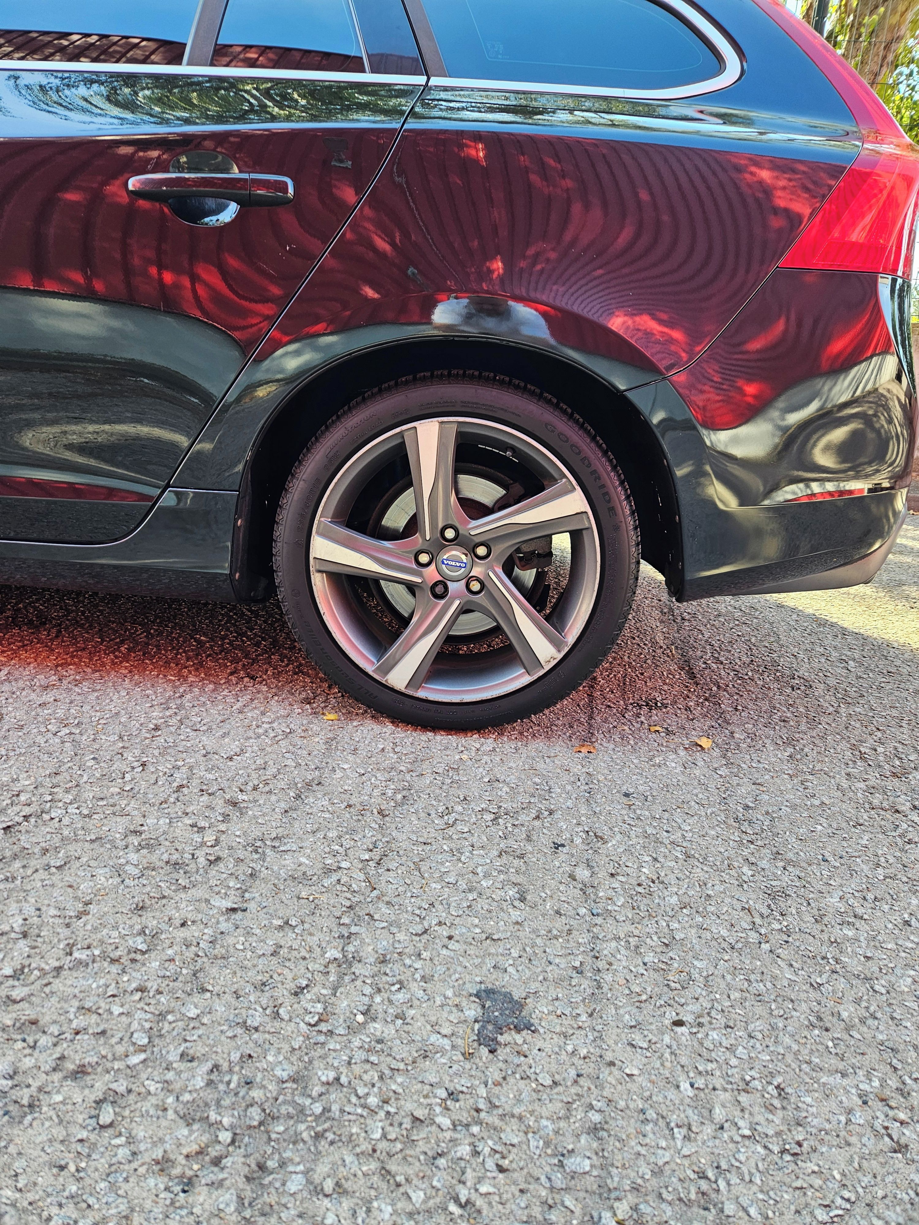 Volvo V60, R DESING - fotka 2