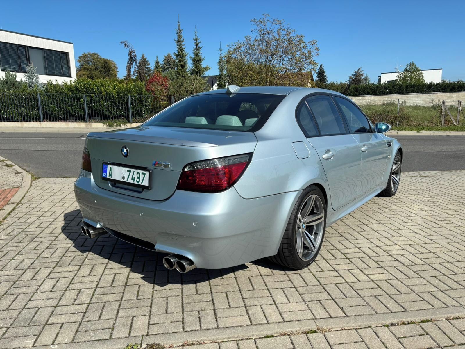 BMW M5 - fotka 4
