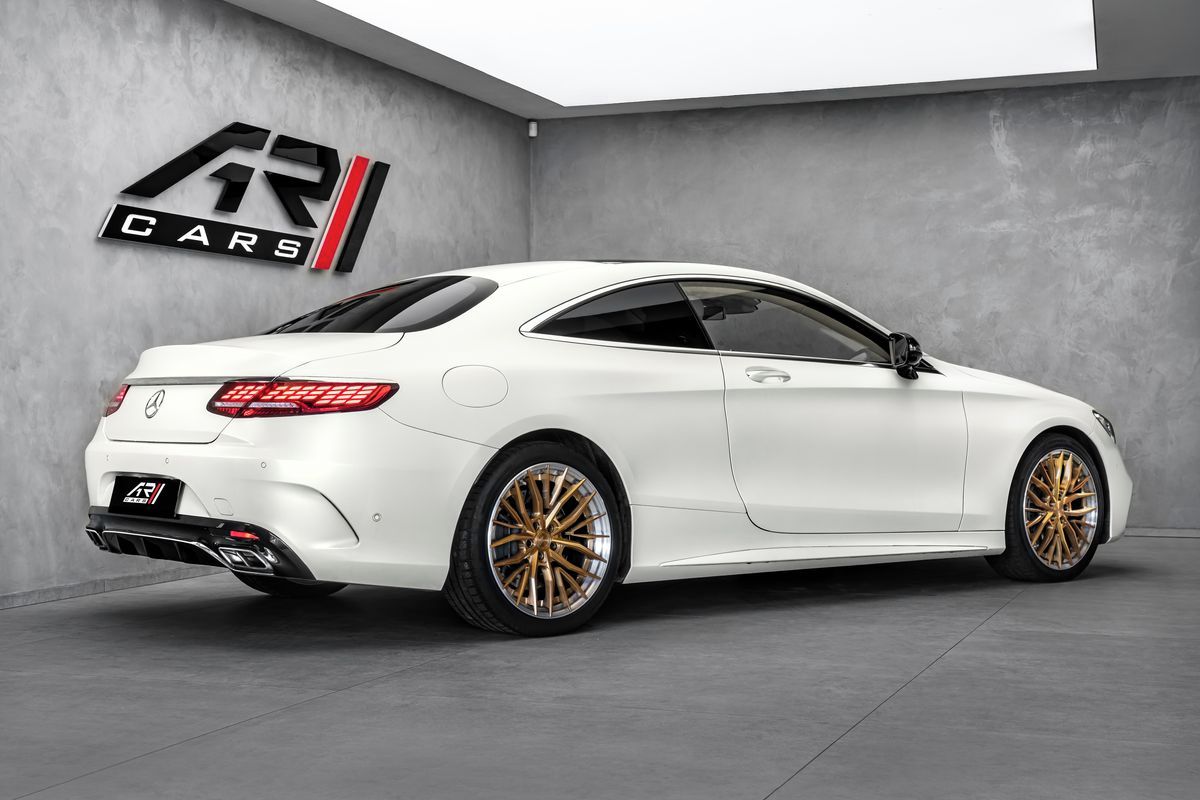 Mercedes-Benz Třídy S, Coupe 4M Designo - fotka 5