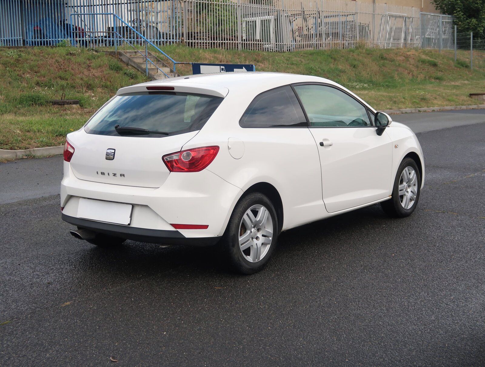 Seat Ibiza, 1.2 12V, v provozu - fotka 5