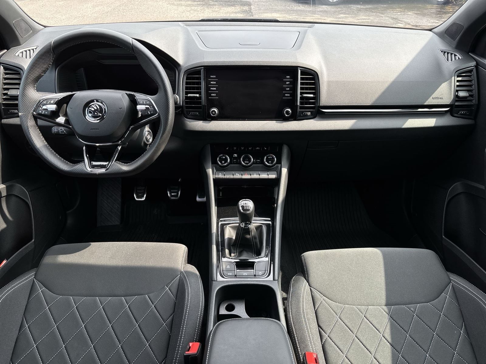 Škoda Karoq, 1.5 TSI Sportline - fotka 5