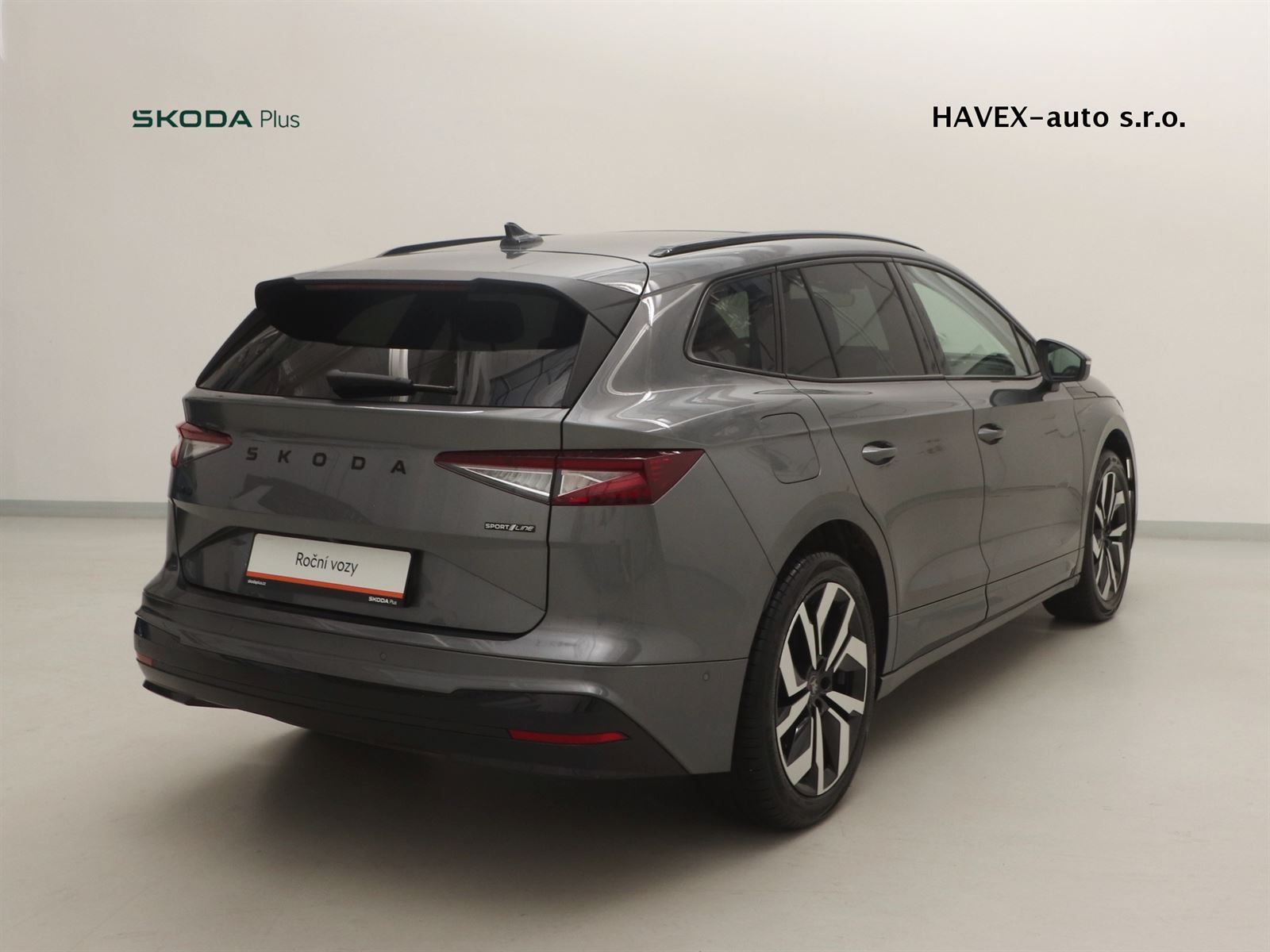 Škoda Enyaq, 85x 210 kW 4x4 Sportline - fotka 2