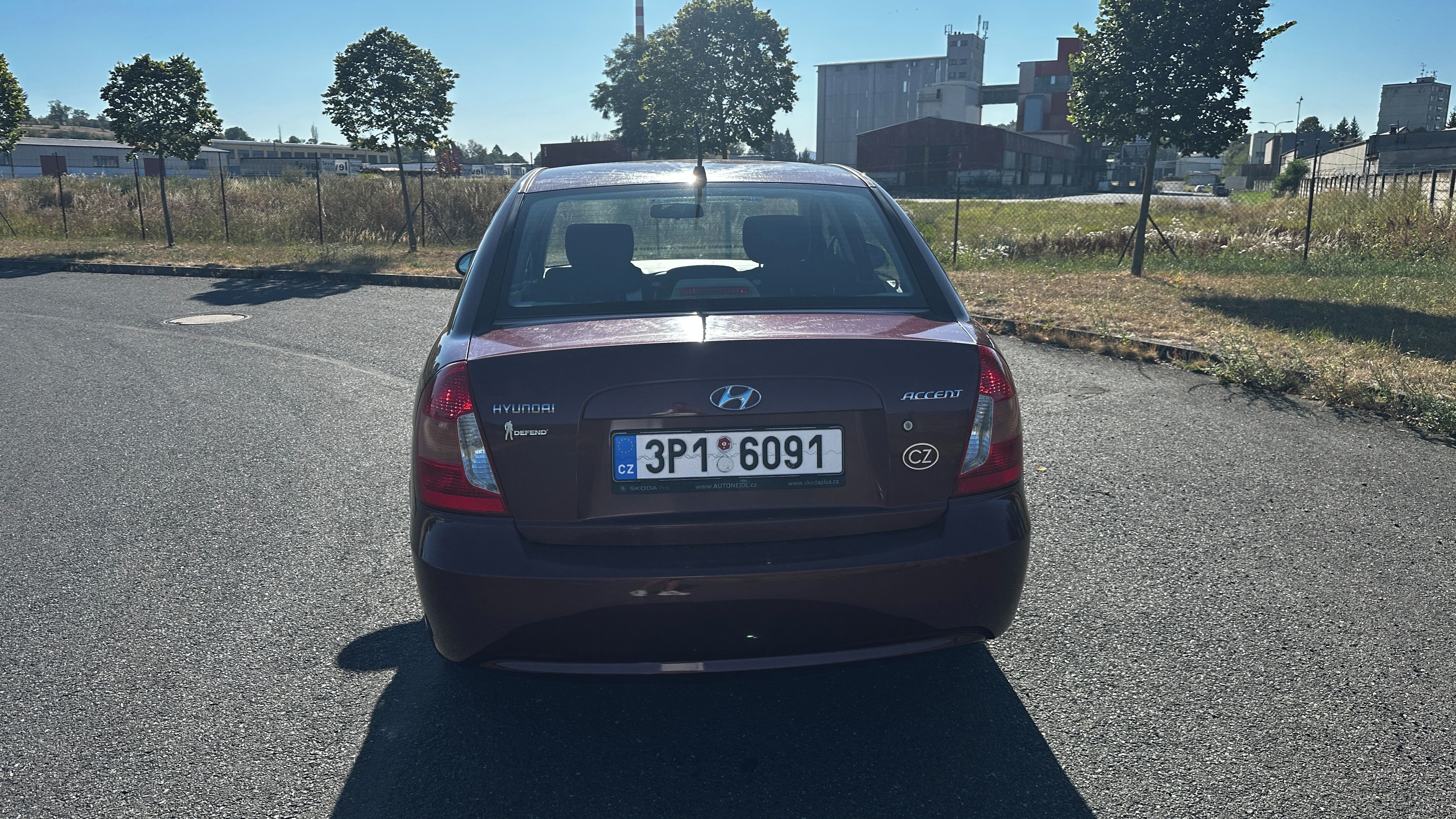Hyundai Accent, 1.4 - fotka 4