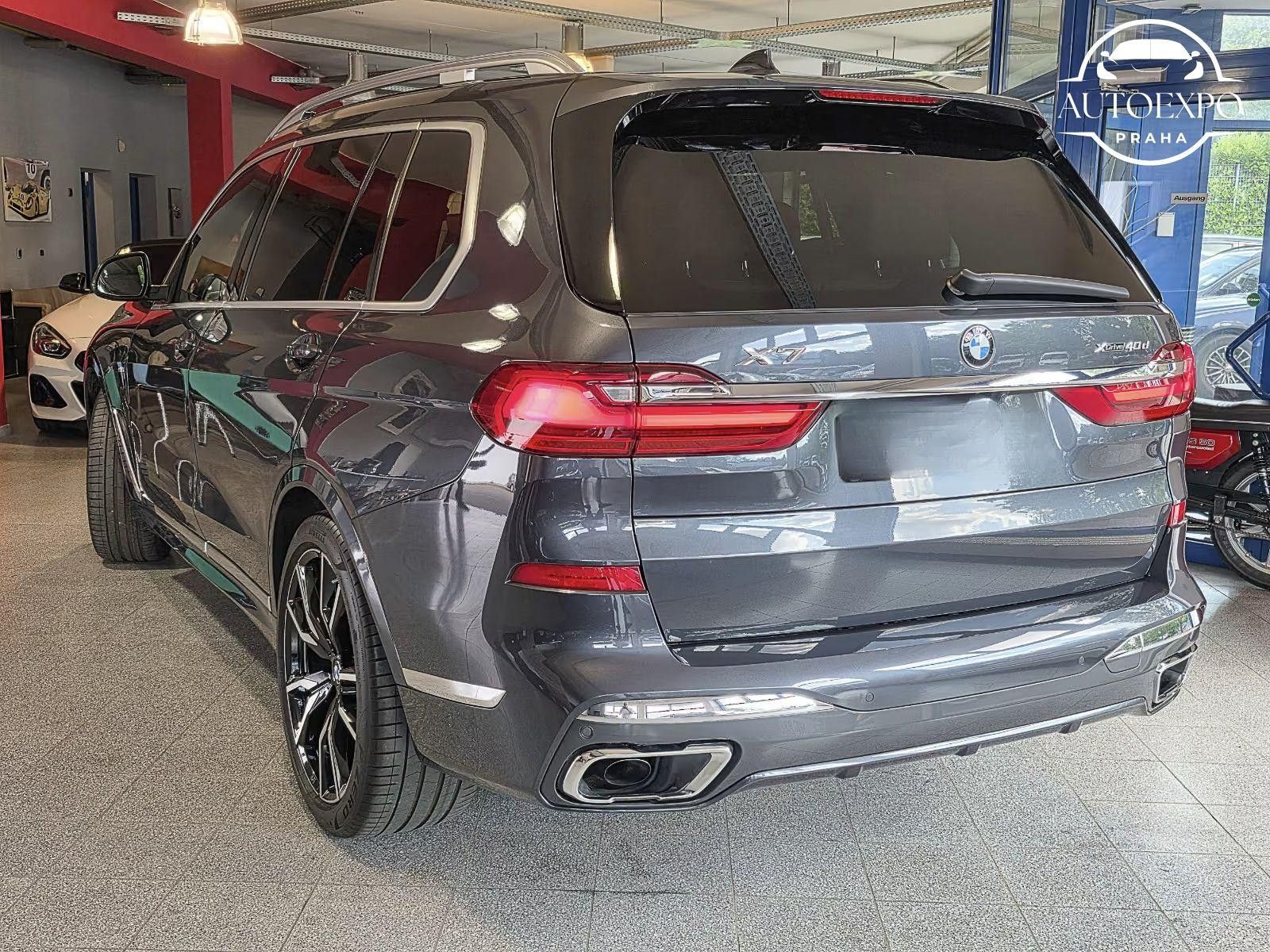 BMW X7, xDrive 40d M Sport* - fotka 3
