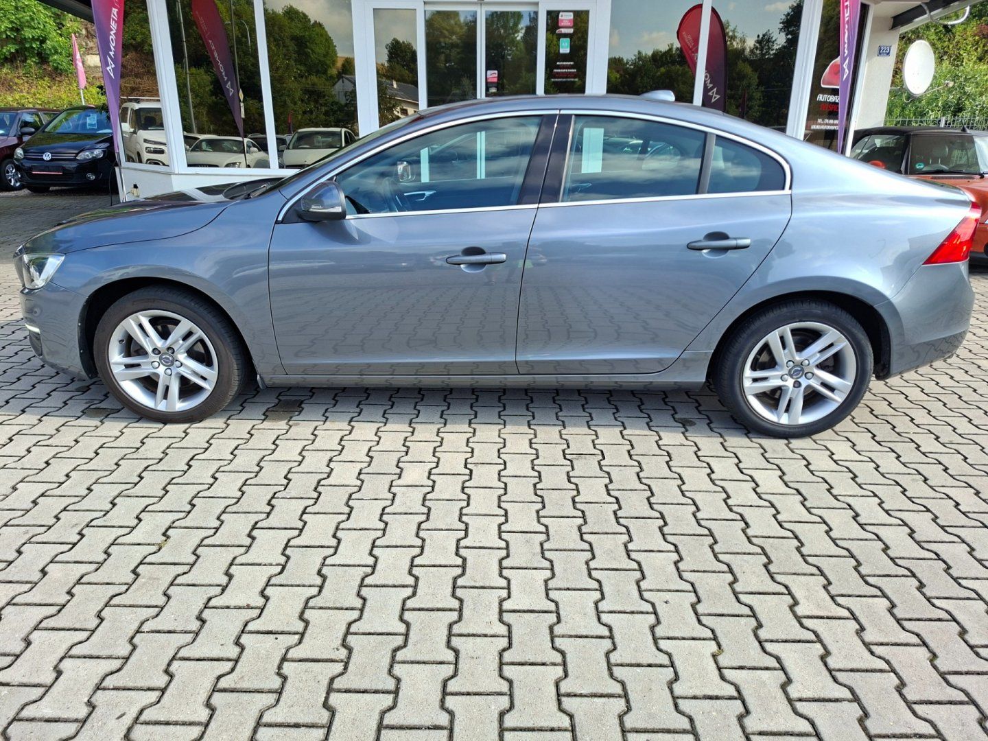 Volvo S60, 2.0 D4 147kW AUT -NOVÉ V ČR - fotka 5