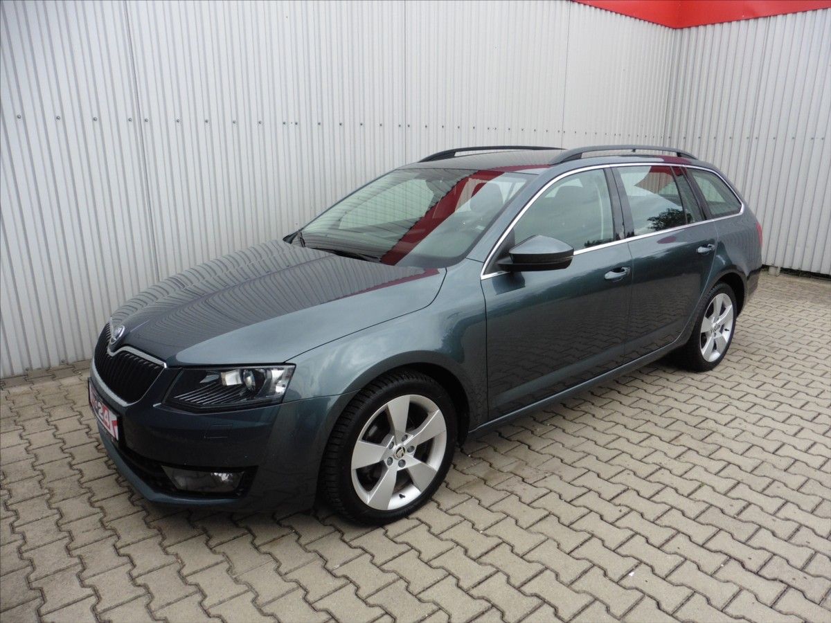 Škoda Octavia, 1,6 III Combi Style, nové ČR