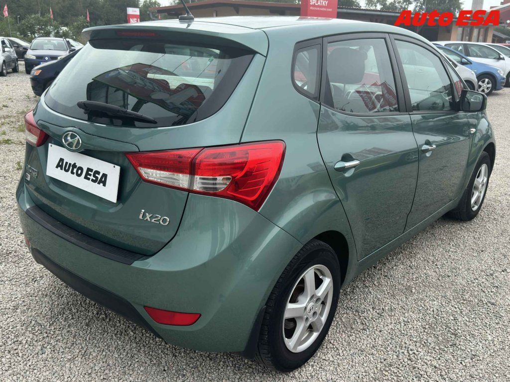 Hyundai ix20, 1.4,ČR - fotka 6