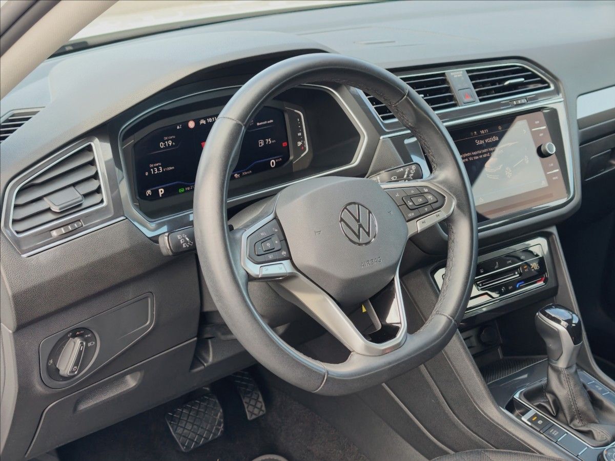 Volkswagen Tiguan Allspace, 2,0 TSI 140kW DSG 4x4 Life Plu - fotka 5