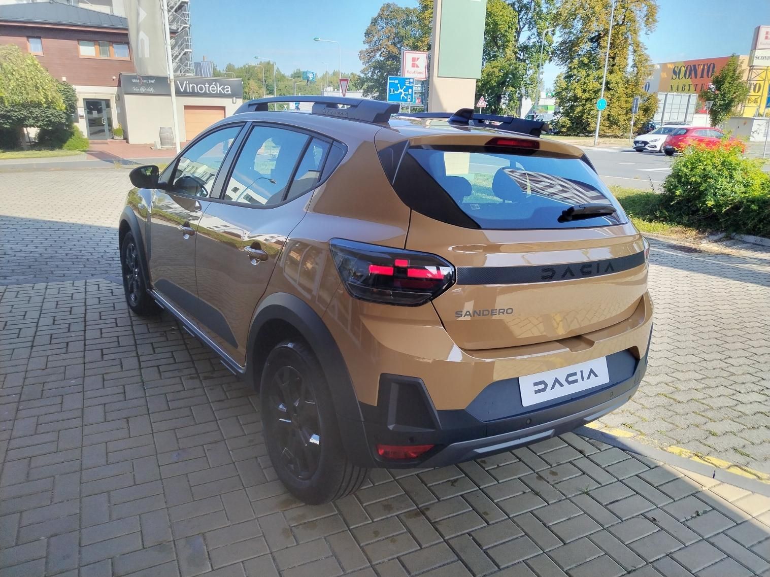 Dacia Sandero, Stepway Extreme Eco-G 120 - fotka 5