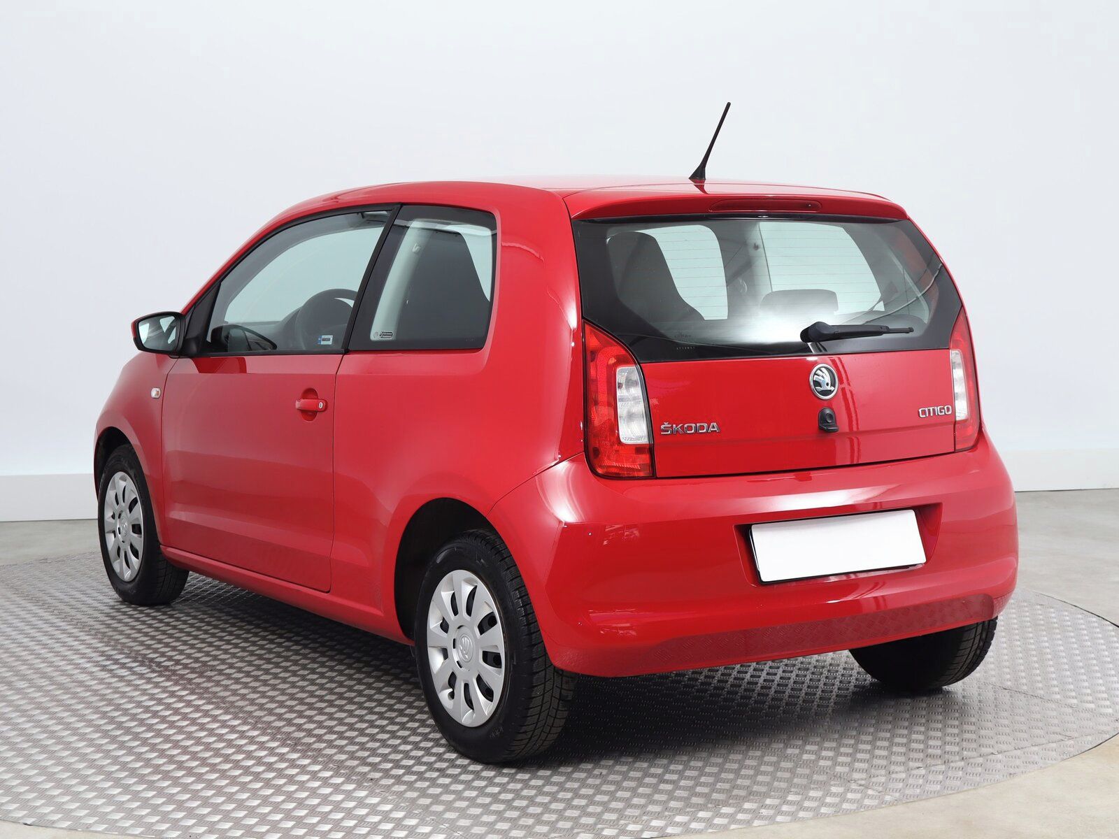 Škoda Citigo, 1.0 MPI, Klima, El. okna - fotka 4