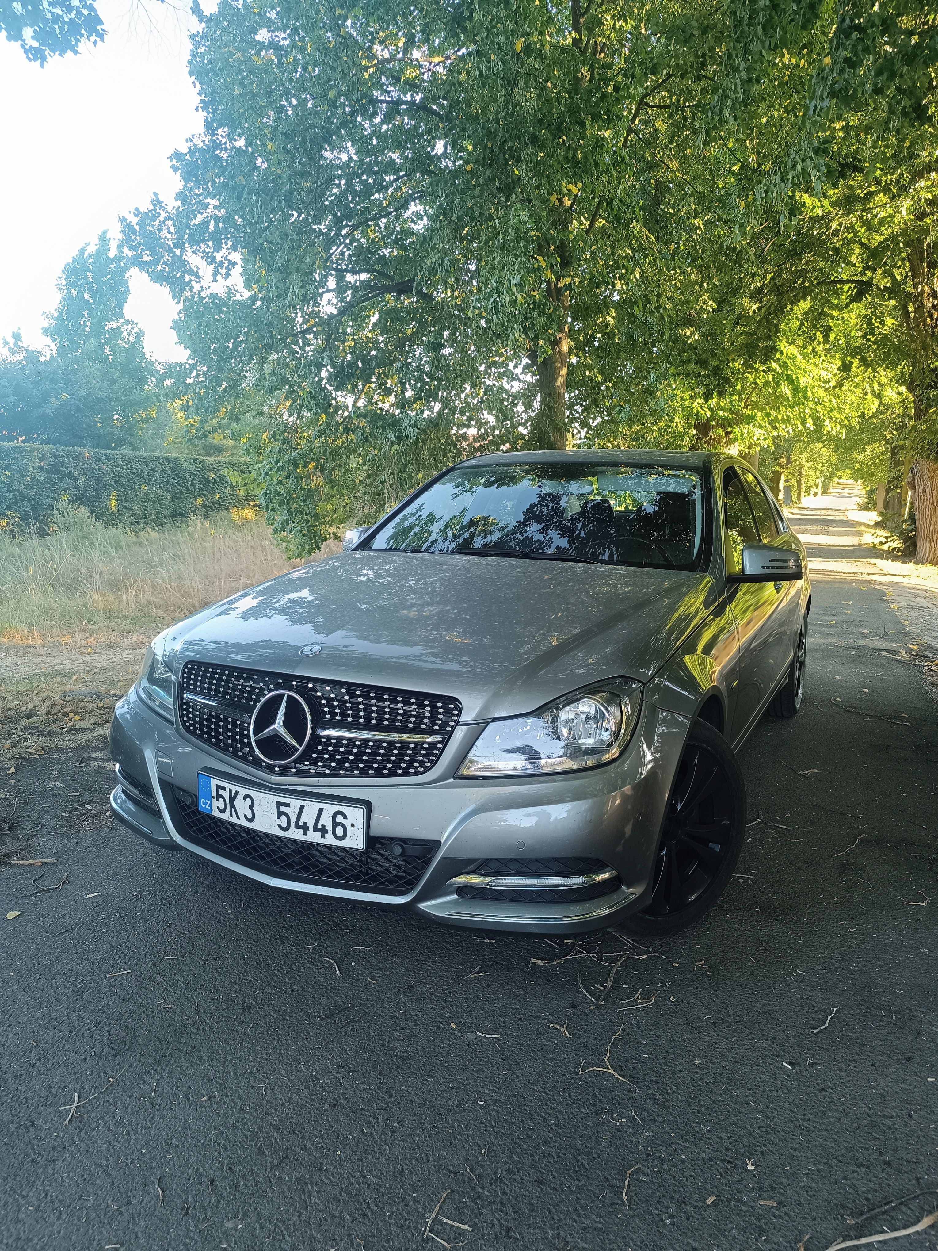 Mercedes-Benz Třídy C, Mercedes-Benz c220 125kw