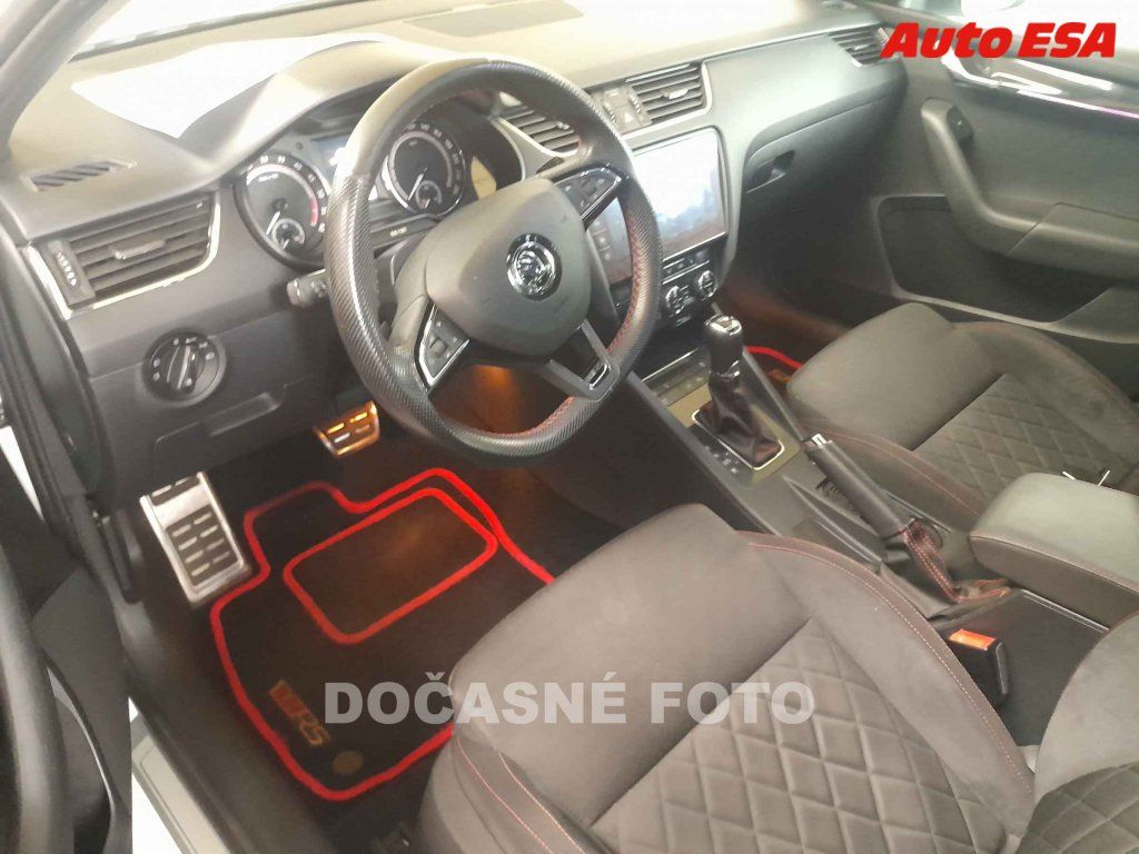 Škoda Octavia, 2.0 TDI - fotka 3