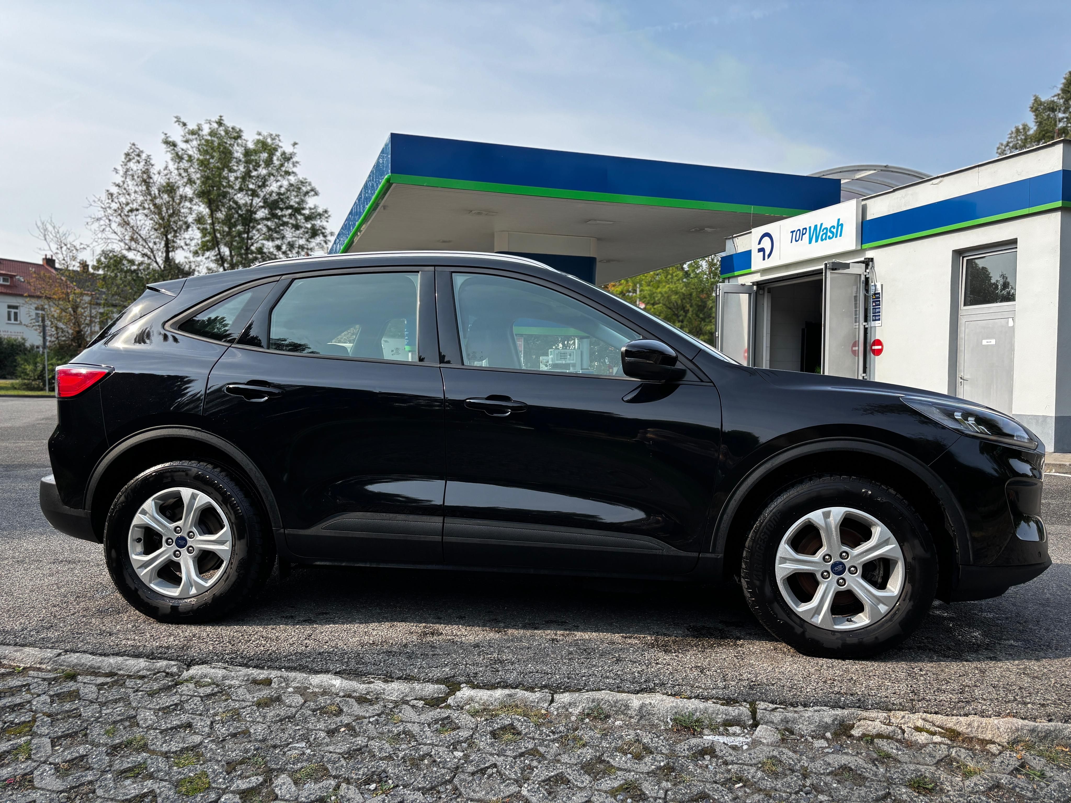 Ford Kuga, 2.5PHEV TIT.VIRT.Přípr.tažné - fotka 4