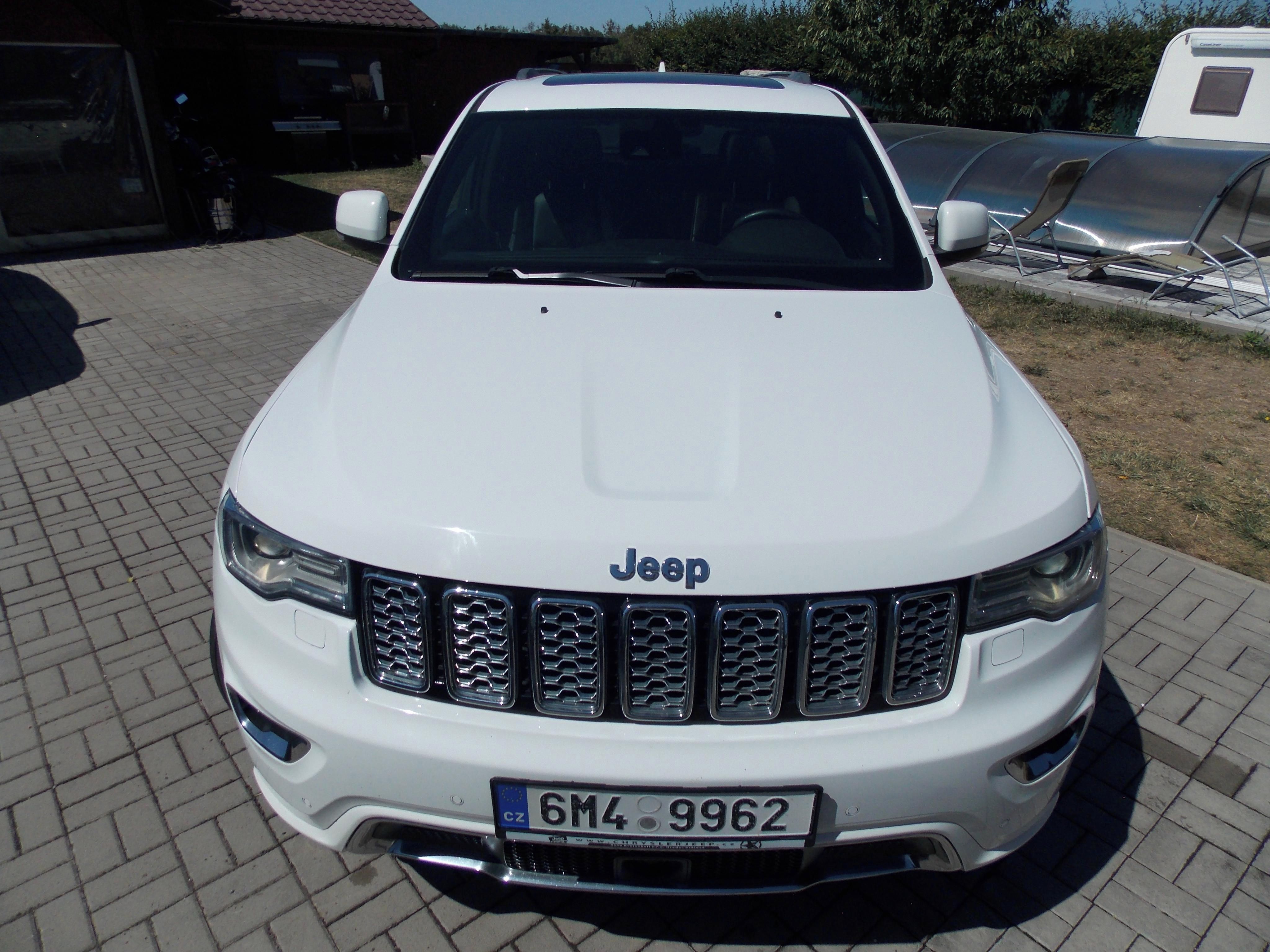 Jeep Grand Cherokee - fotka 4