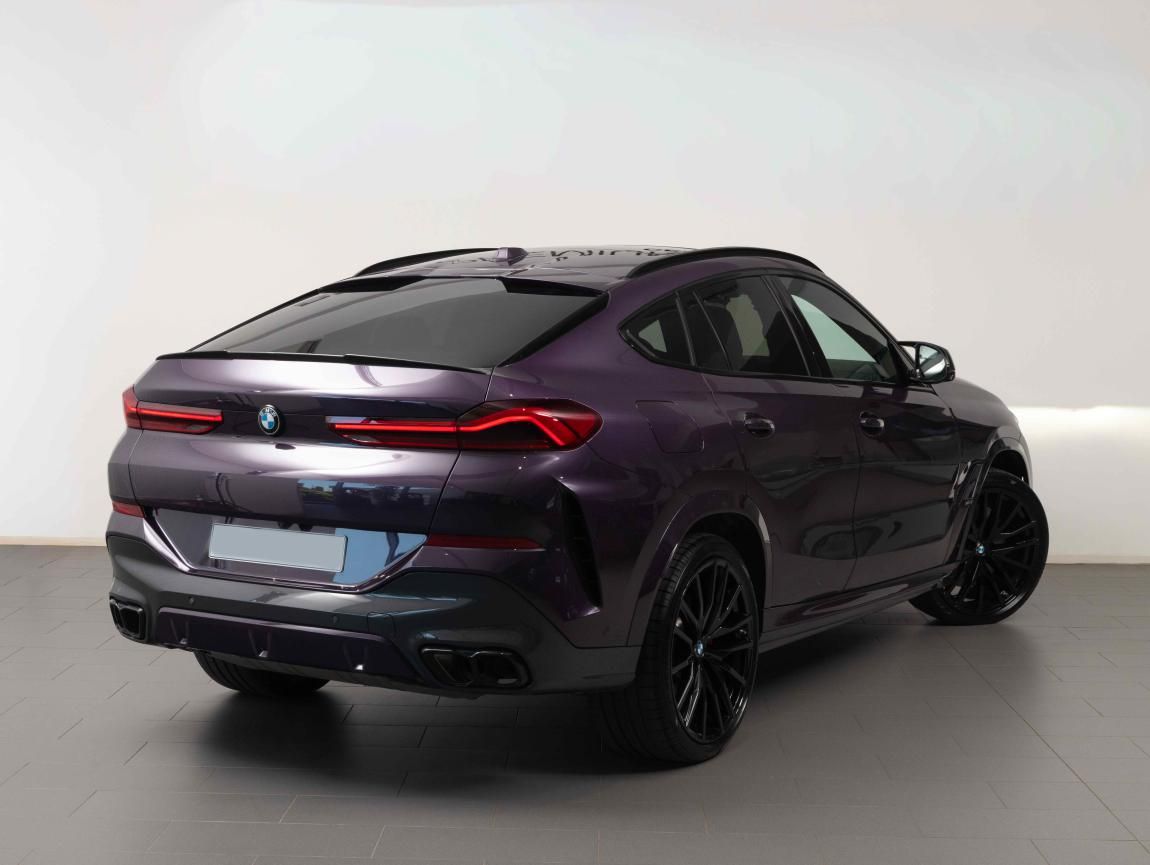 BMW X6, M60i - fotka 5