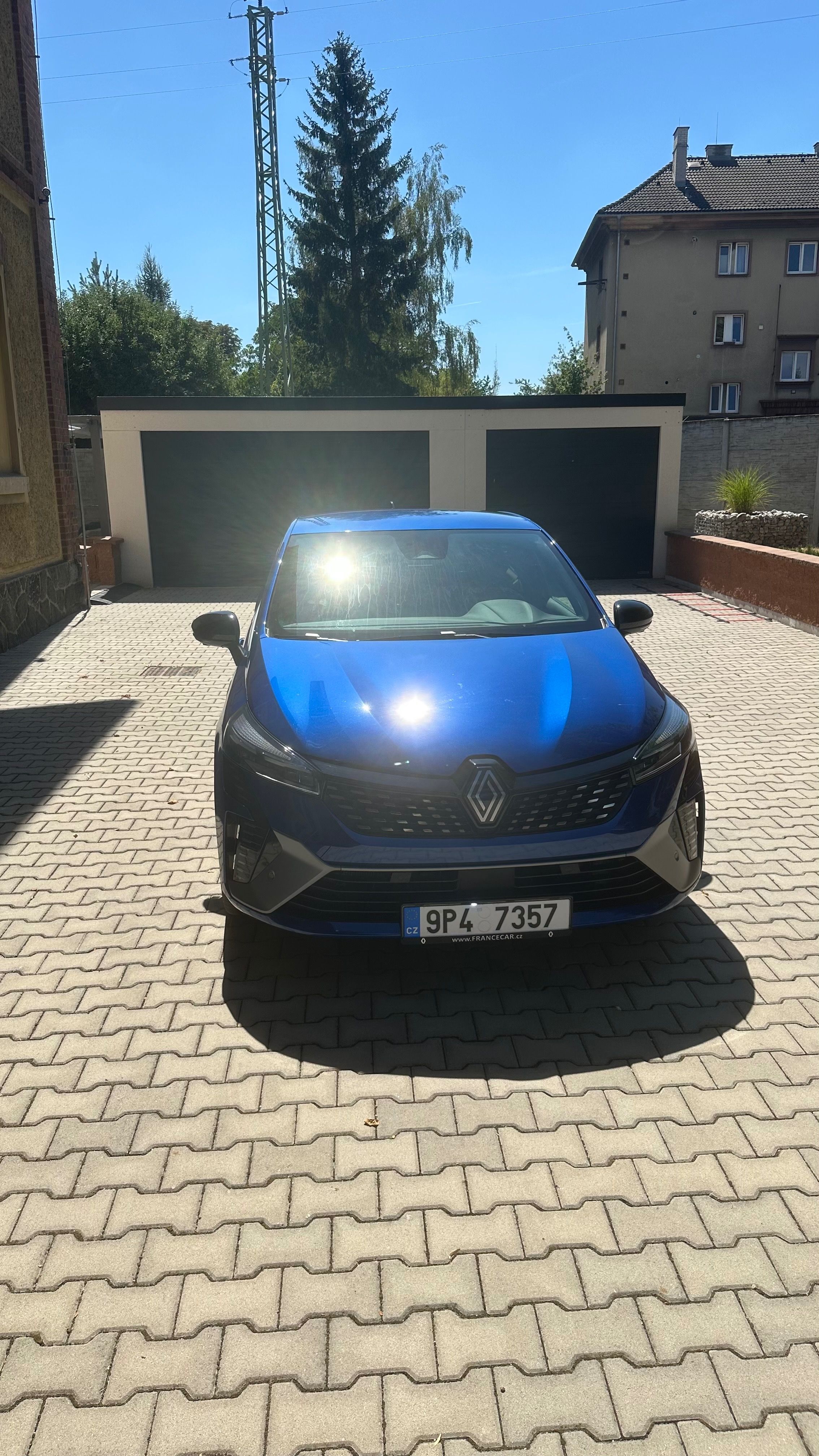 Renault Clio, 1.6 hybrid Esprit Alpine - fotka 2