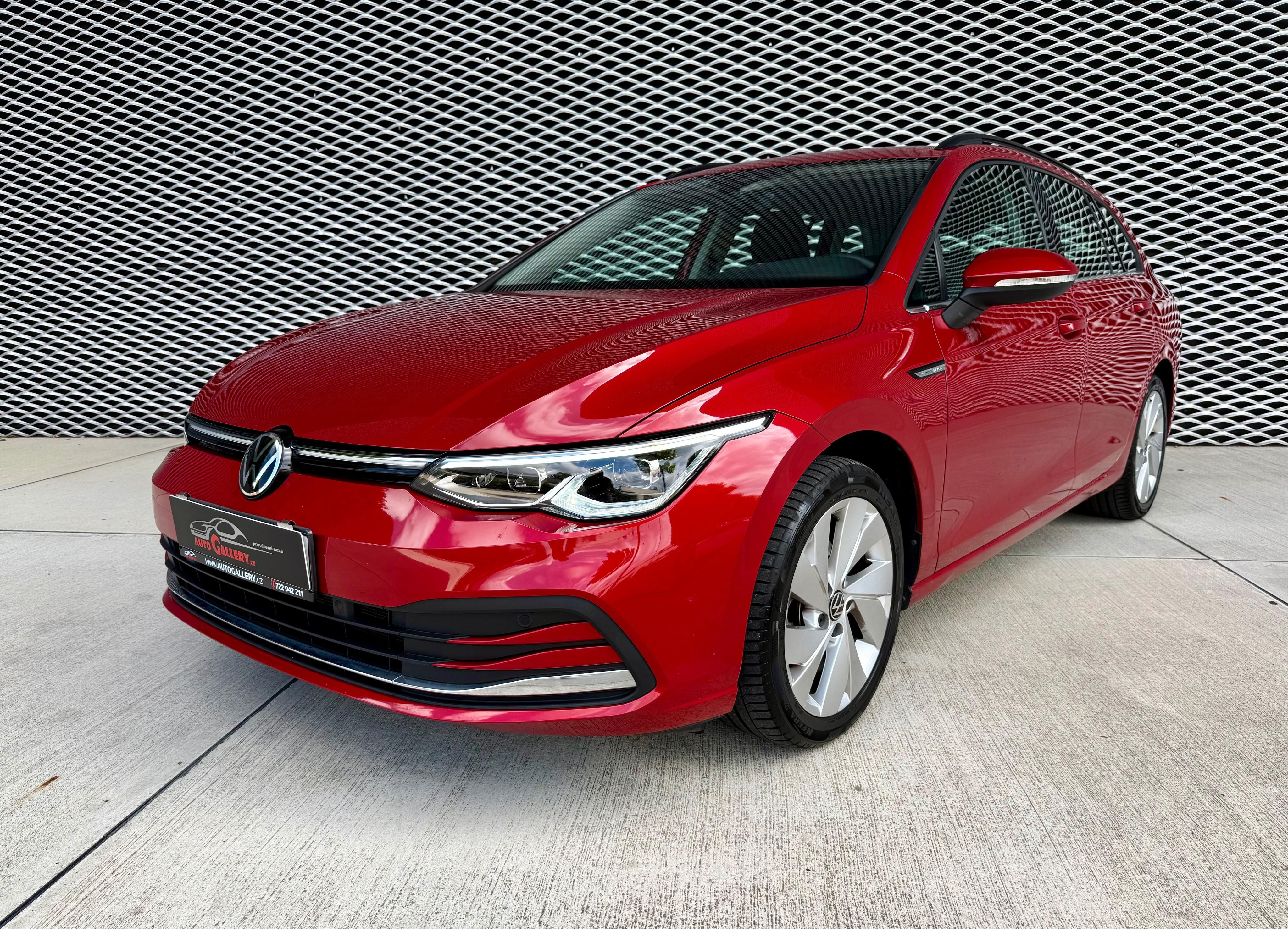 Volkswagen Golf, 1.5 TSi Style 110 kW - fotka 2