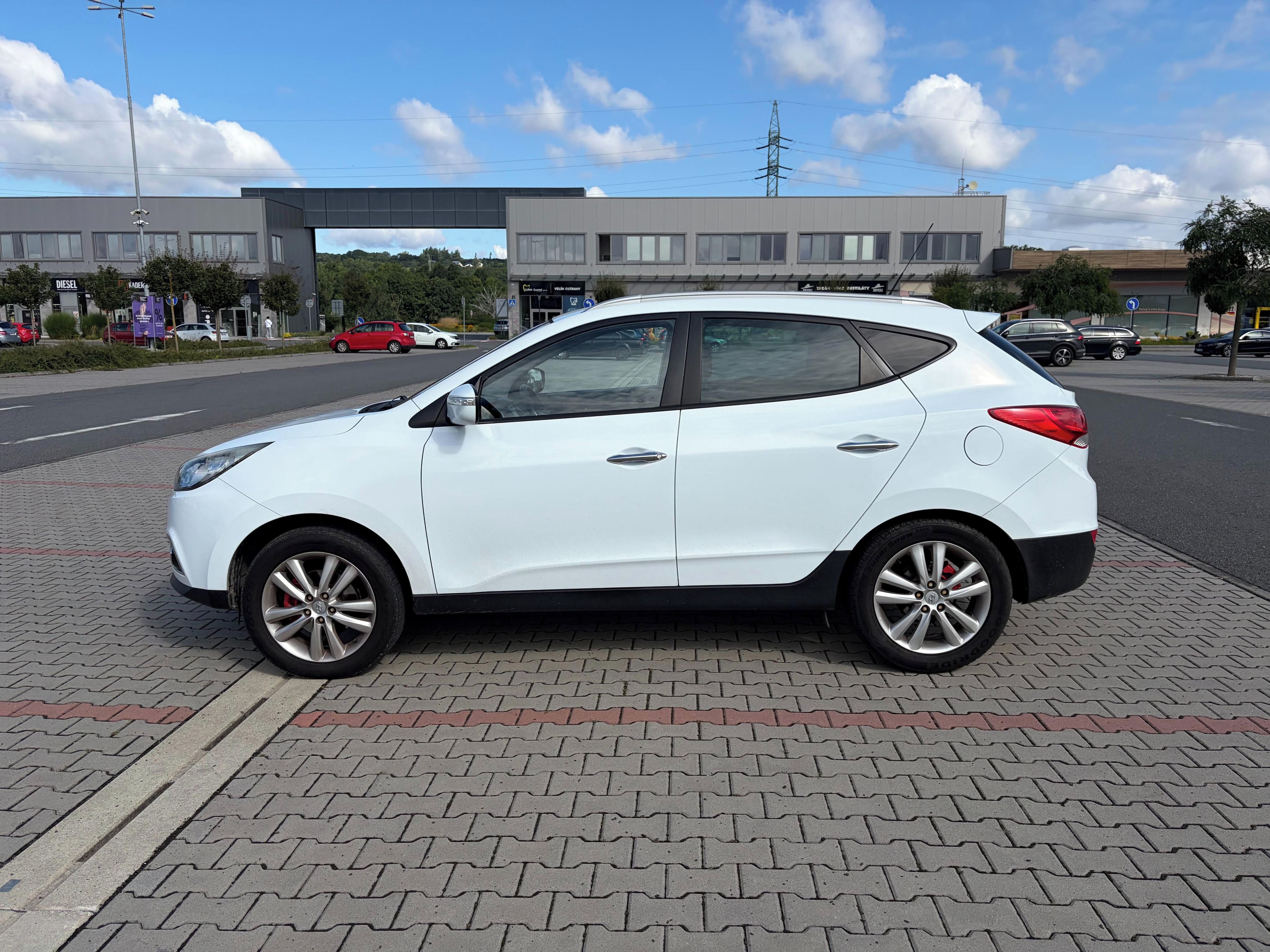 Hyundai ix35, 2.0 CRDi 100kw serviska NAVI - fotka 6
